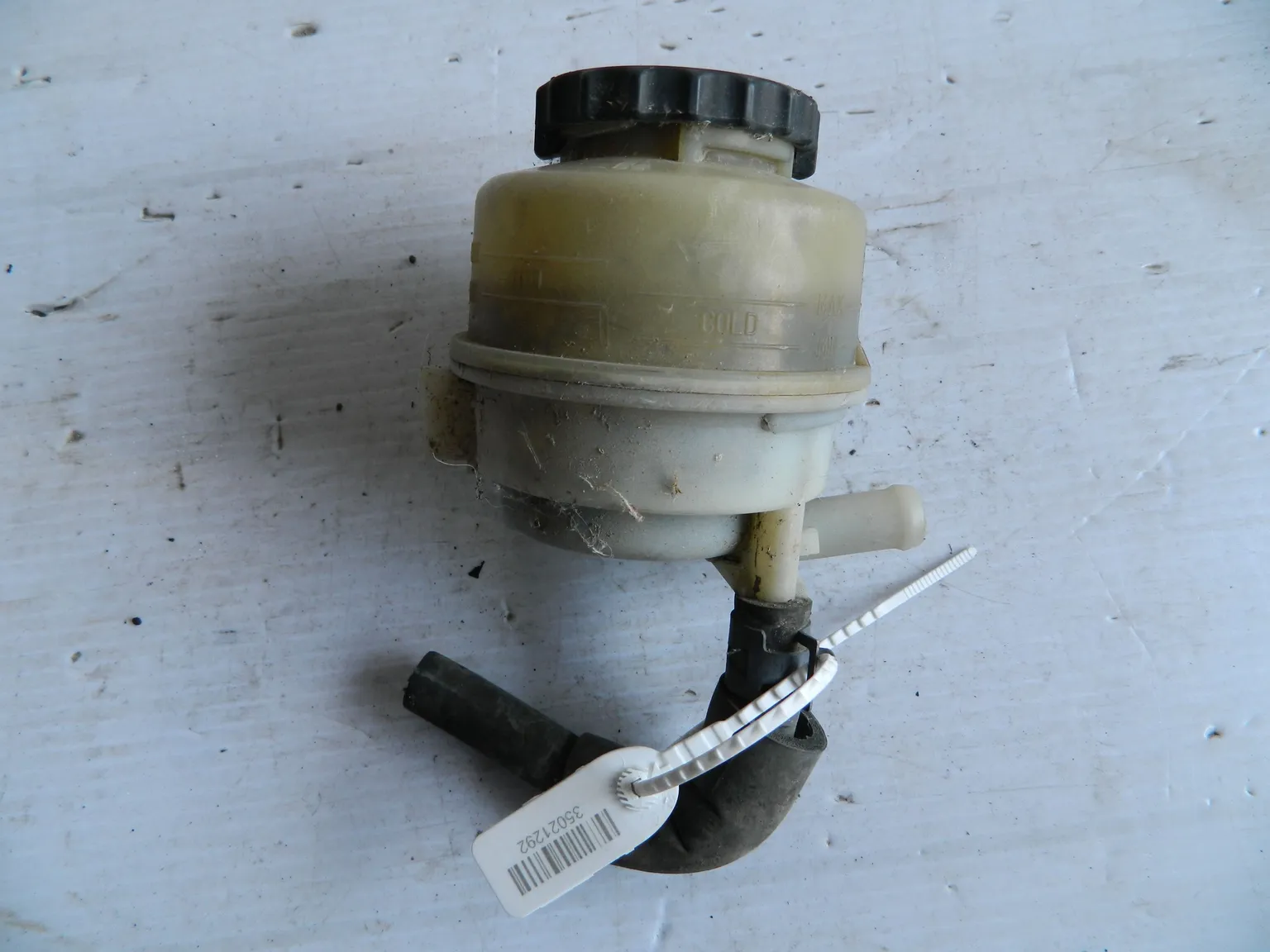 Бачок гидроусилителя TOYOTA CAMRY SV41 (Контрактный) 35021292 4403032030