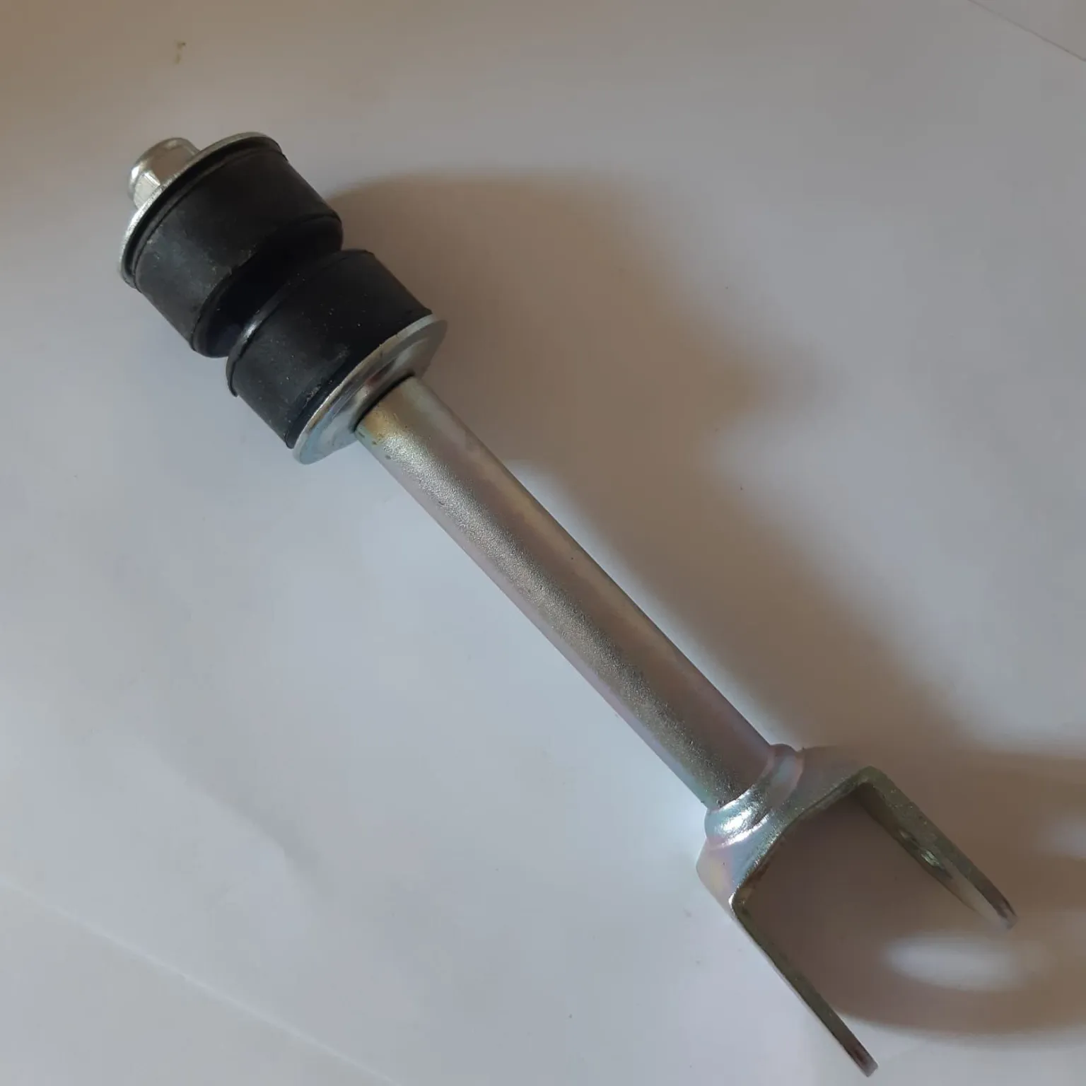 Стойка стабилизатора SAT ST4880260090 TOYOTA Land Cruiser 100