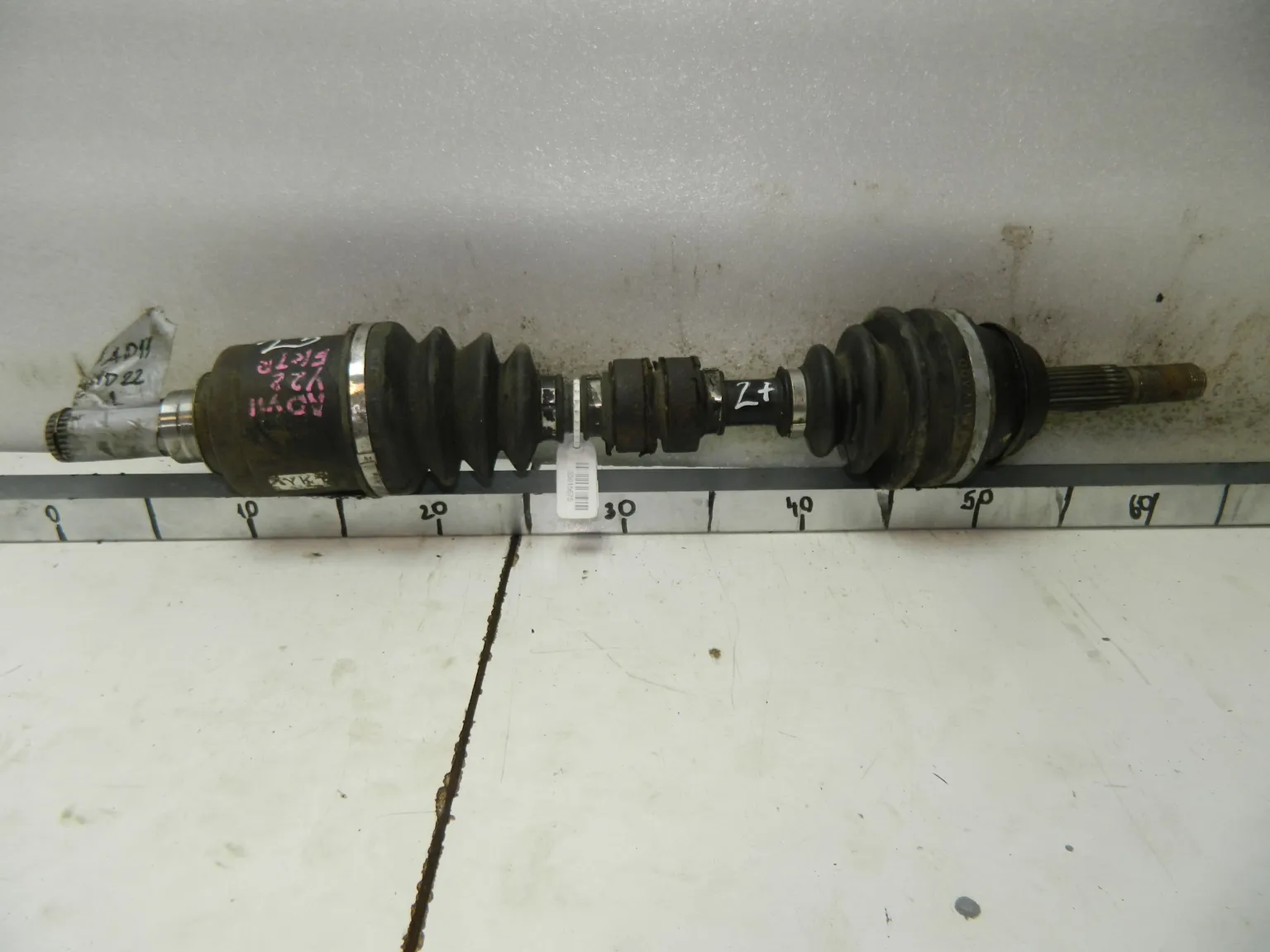 Привод NISSAN AD Y11 Y22DDT Перед Лев (Контрактный) 35015675