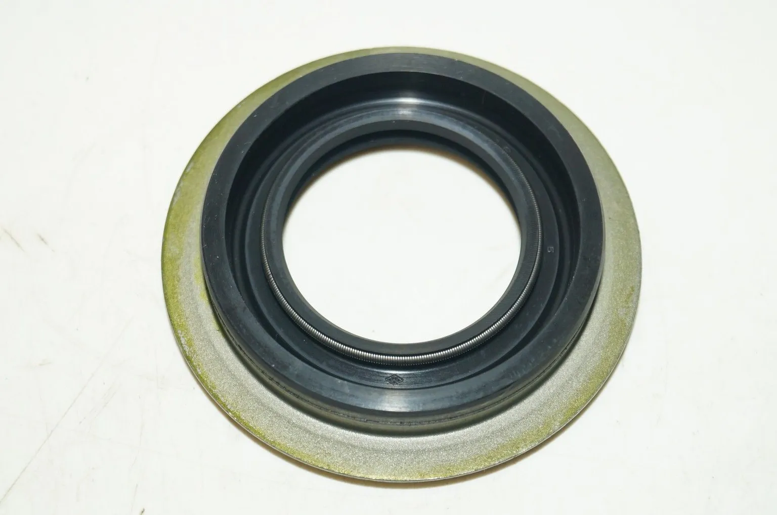 Сальник PAYEN NJ775 TOYOTA 70x95x14x20,5 982870110