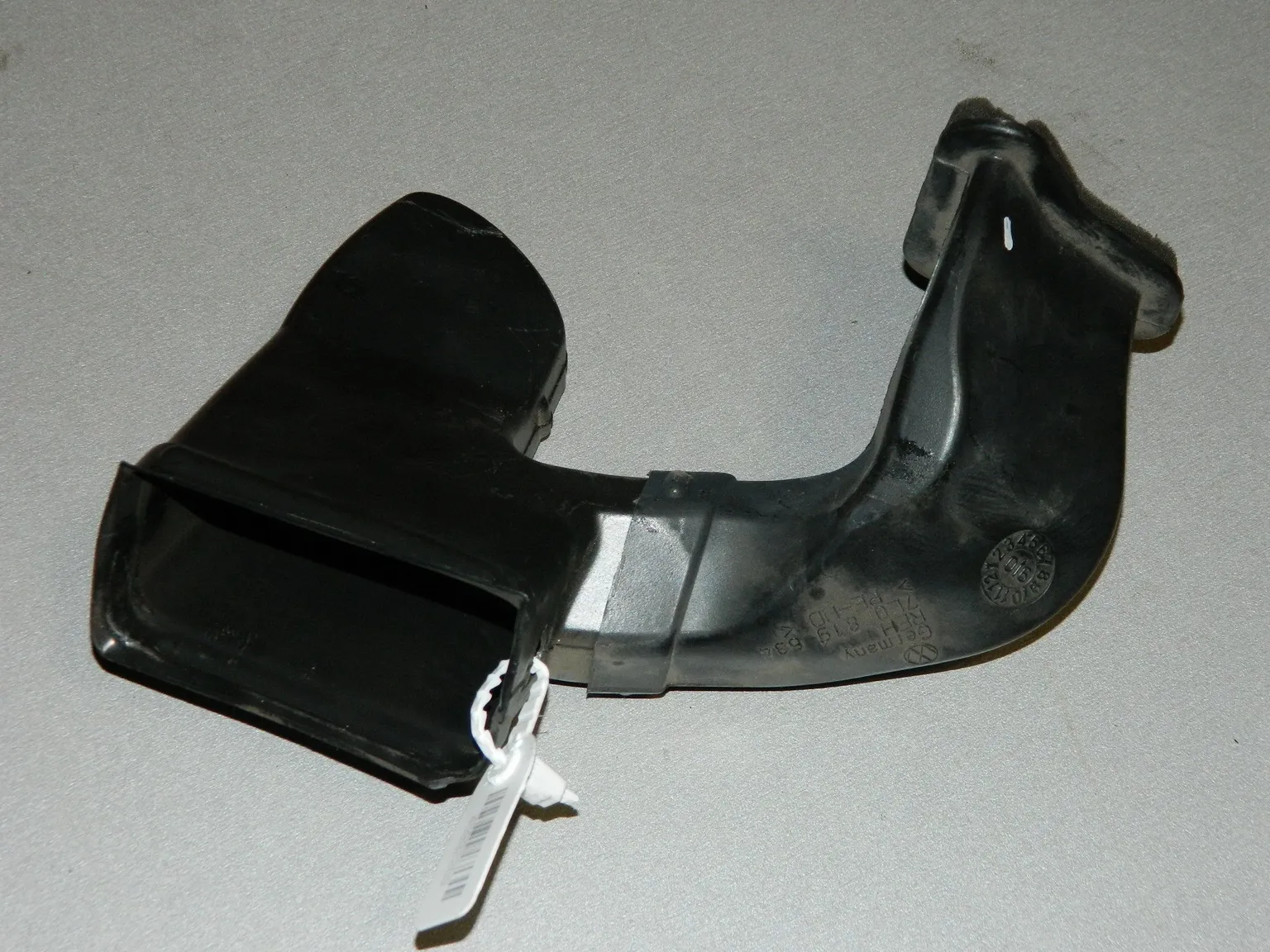 Воздуховод AUDI Q7 4L Прав (Б/У) 45992269