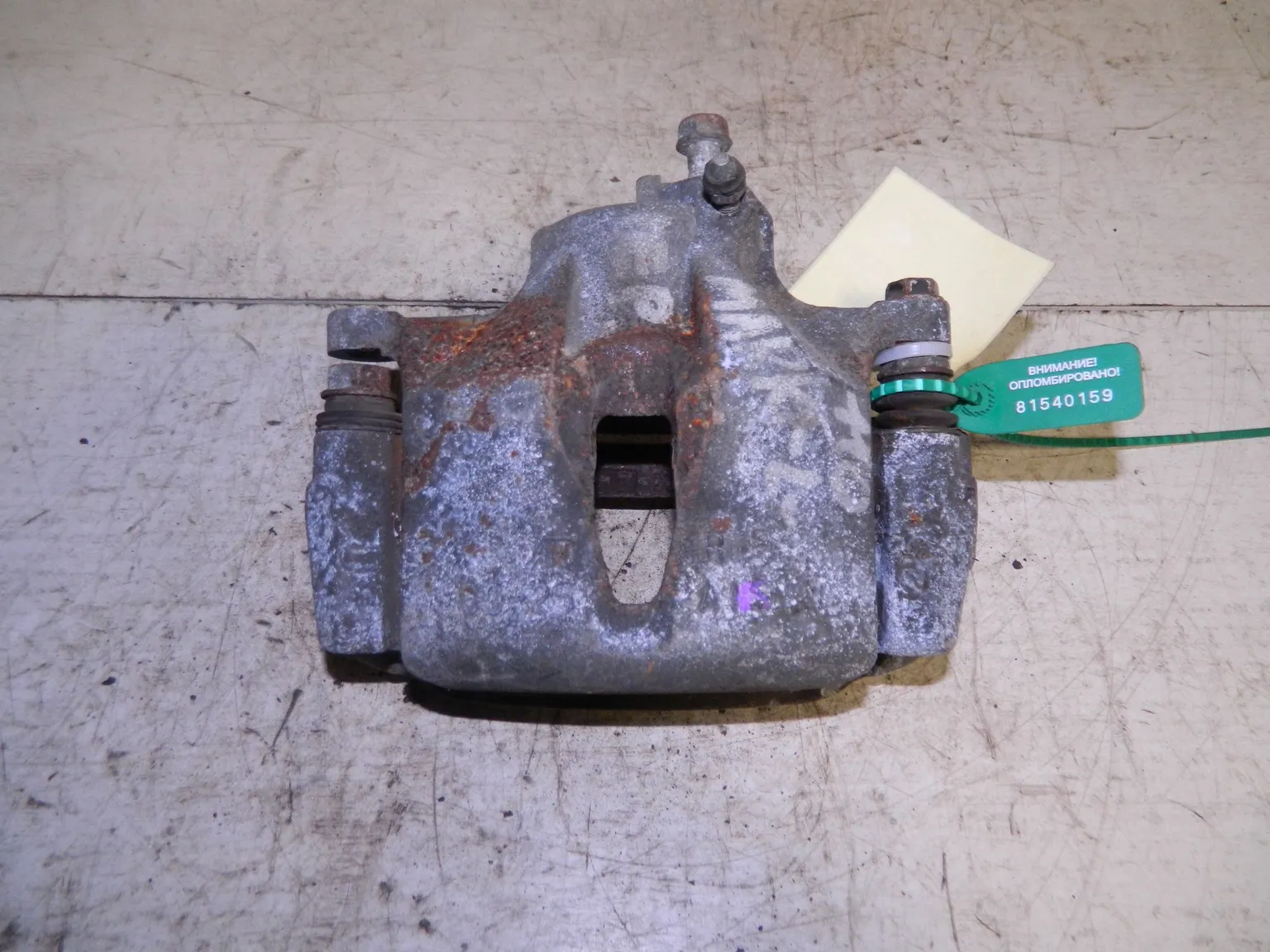 Суппорт TOYOTA MARK II JZX110 Перед Лев (Контрактный) 81540159