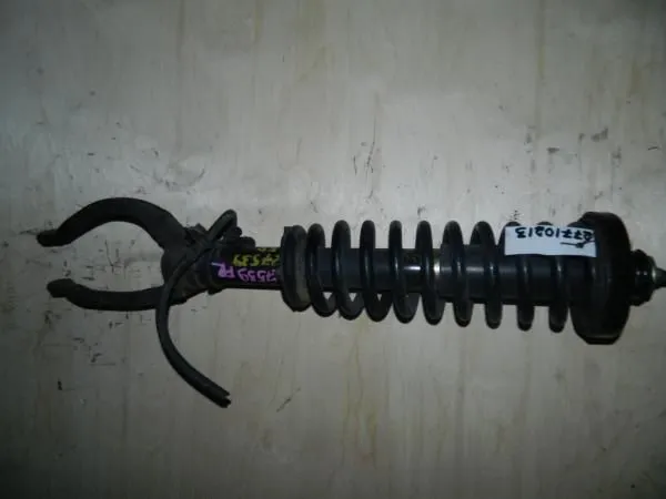 Стойка подвески HONDA Odyssey RA3 F23A Перед Прав (Контрактный)