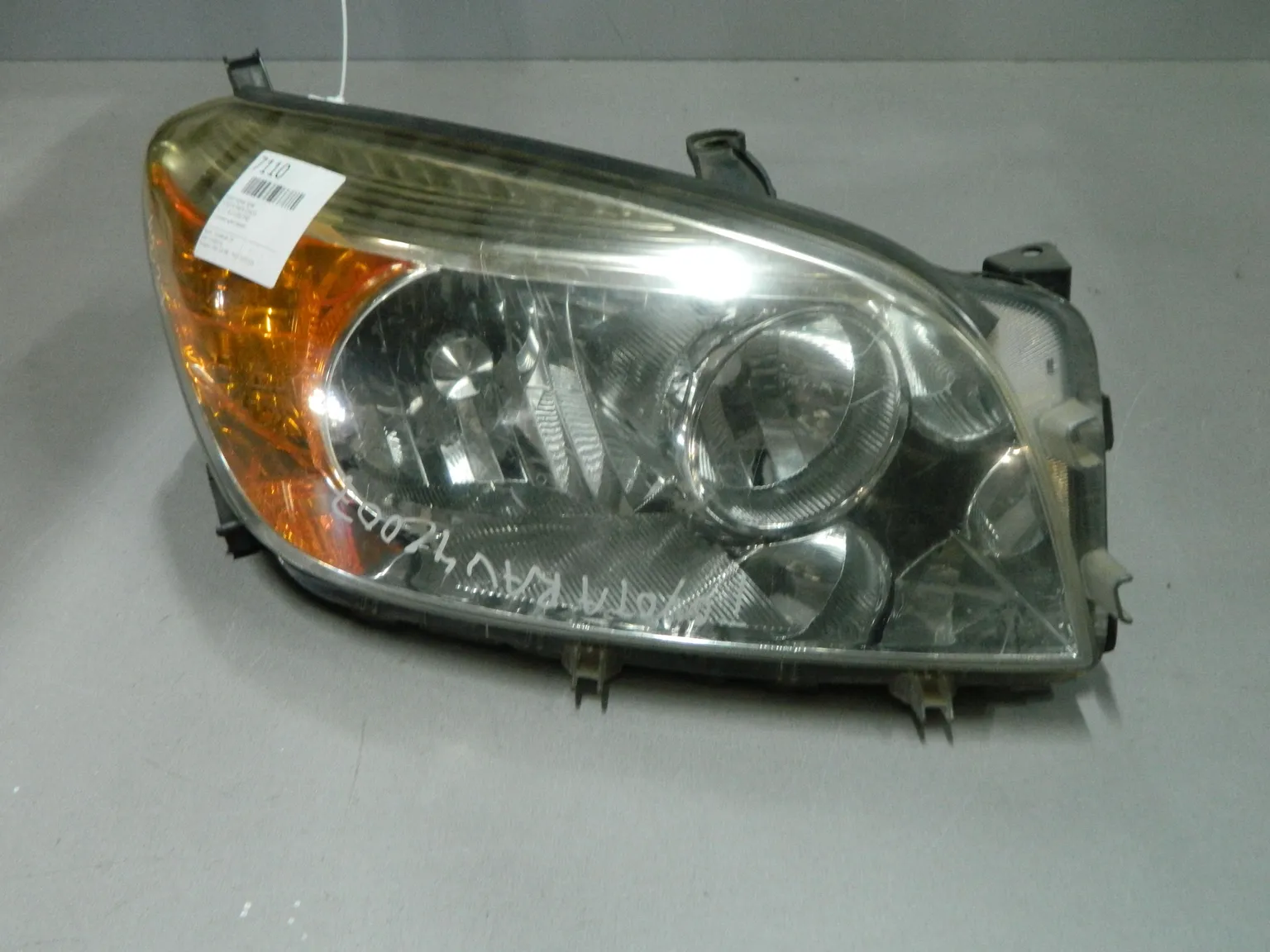 Фара TOYOTA RAV4 ACA33 Перед Прав 4237 (Контрактный) 03344536