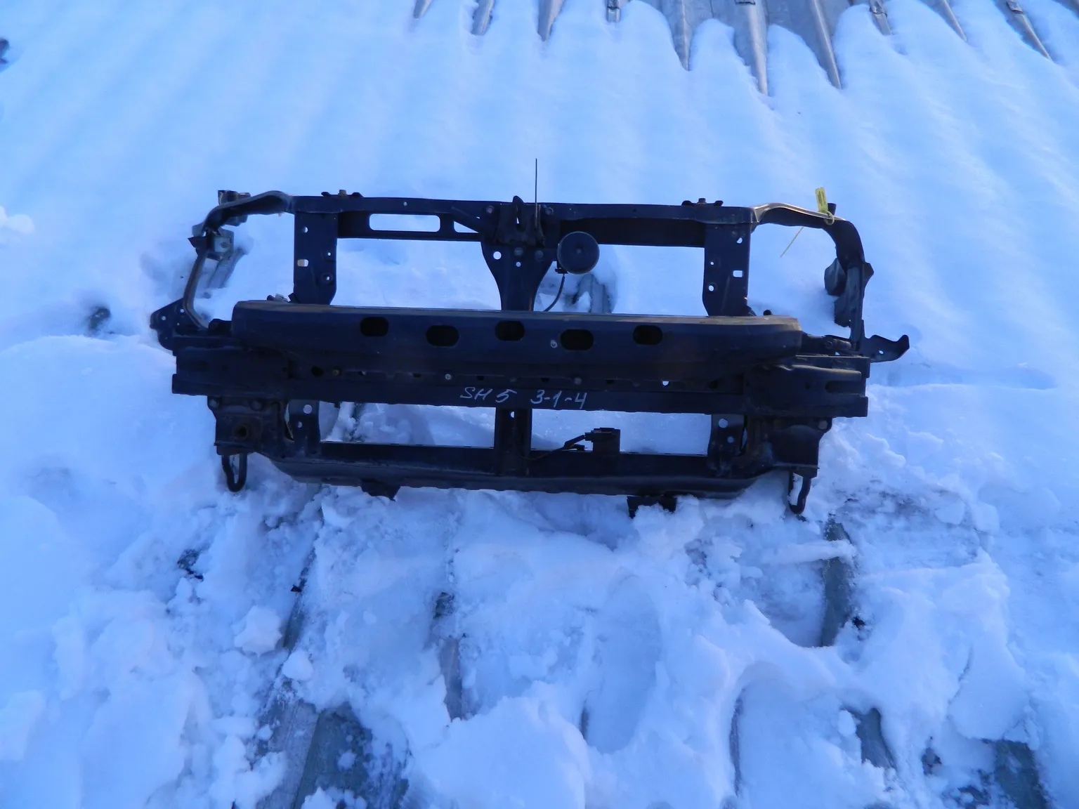 Рамка радиатора SUBARU LEGACY BH5 (Контрактный) 79773927