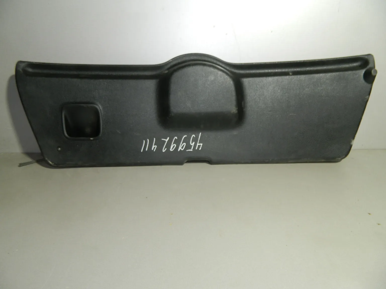 Обшивка двери багажника Renault Clio II (Б/У)