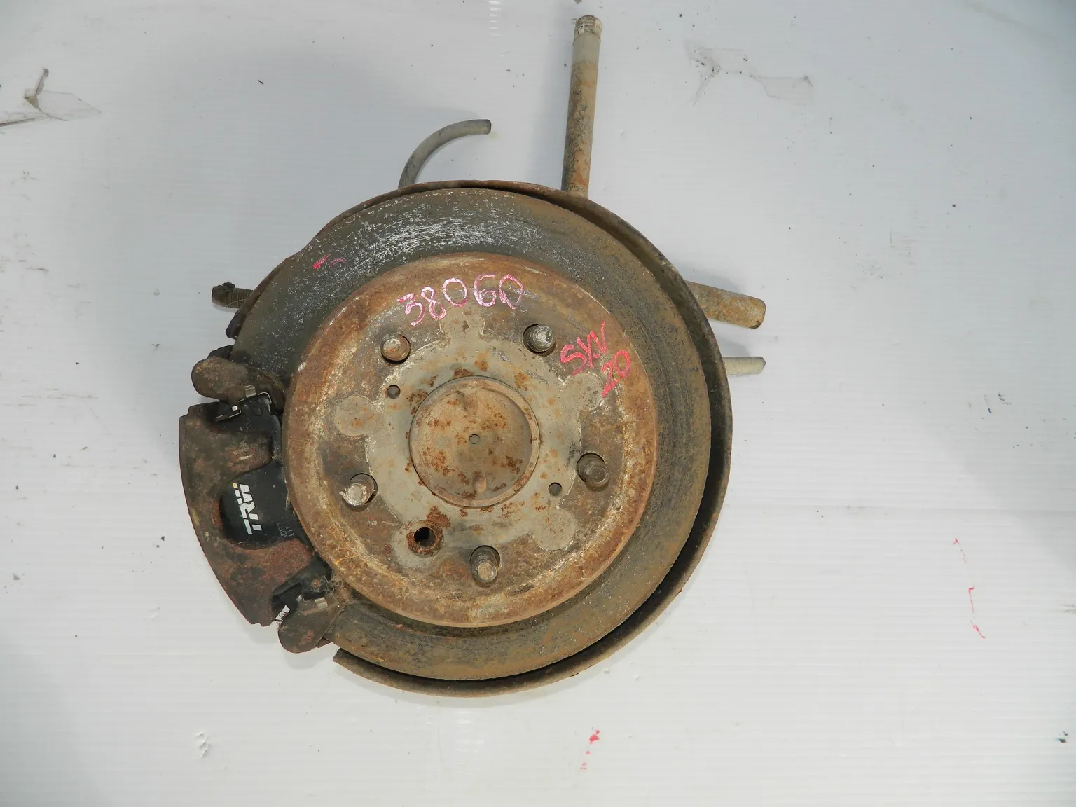 Ступица TOYOTA CAMRY GRACIA Зад Лев SXV20 5SFE (Б/У) 69586637 4245033020