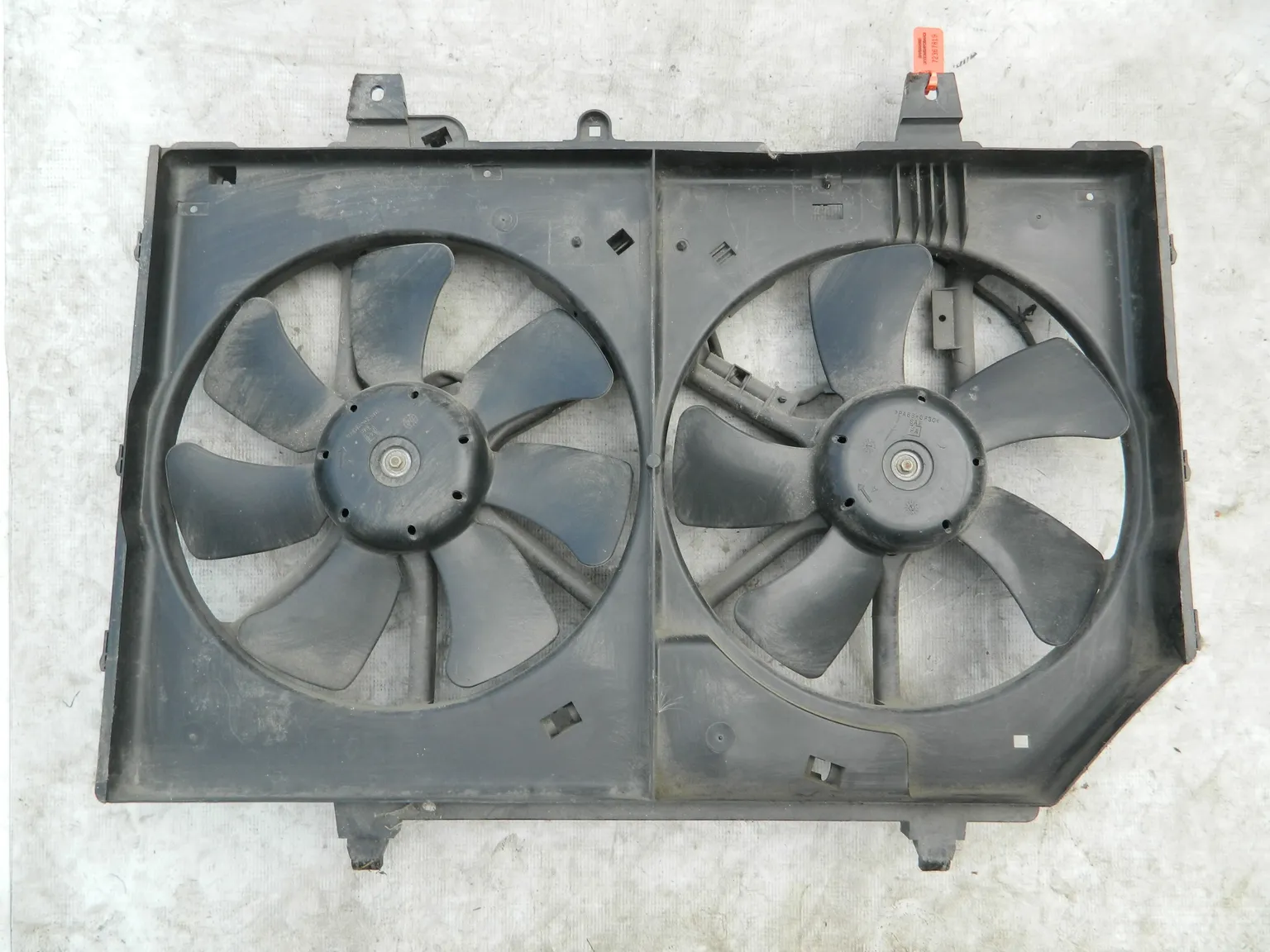 Диффузор радиатора NISSAN SERENA TC24 (Контрактный) 72367819