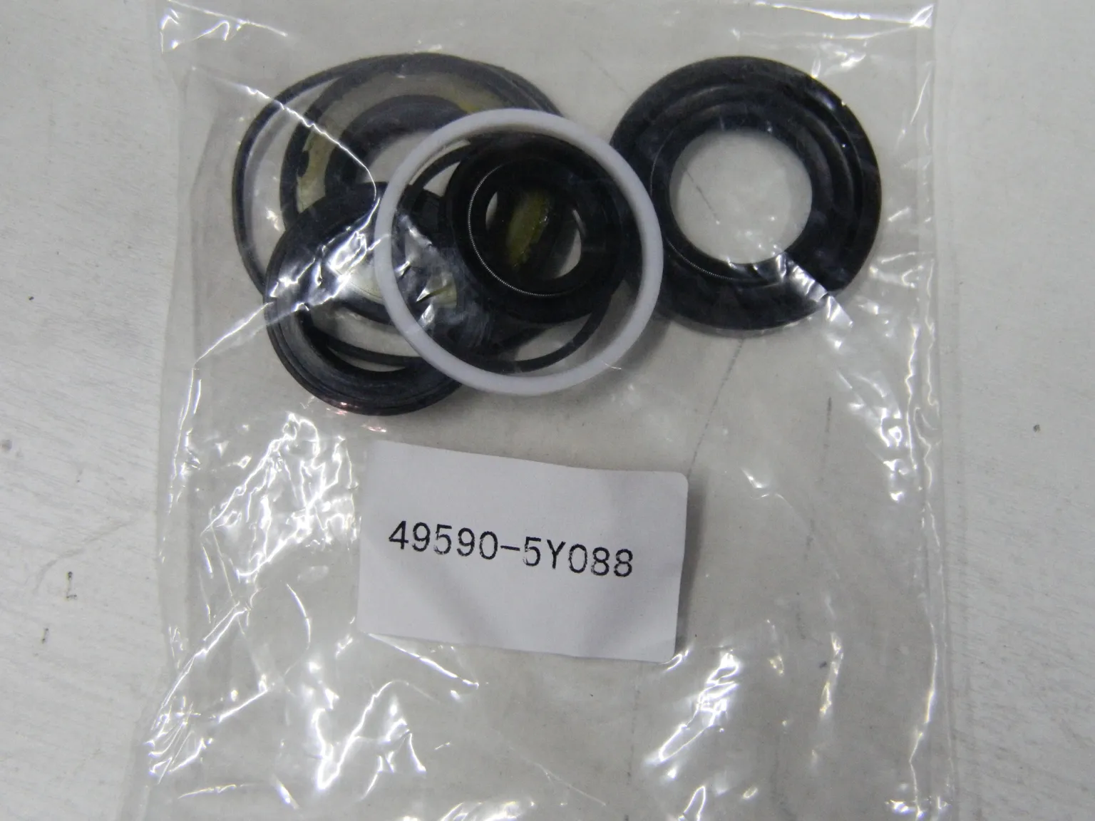 Ремкомплект рейки рулевой GENERAL PARTS 495905Y088 NISSAN MAXIMA A32 / A33