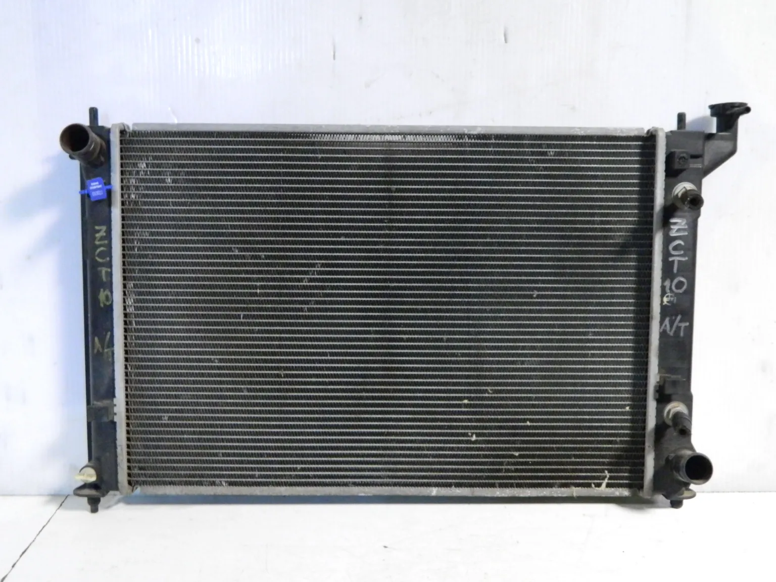 Радиатор ДВС TOYOTA OPA ZCT10 (Контрактный) 69838013