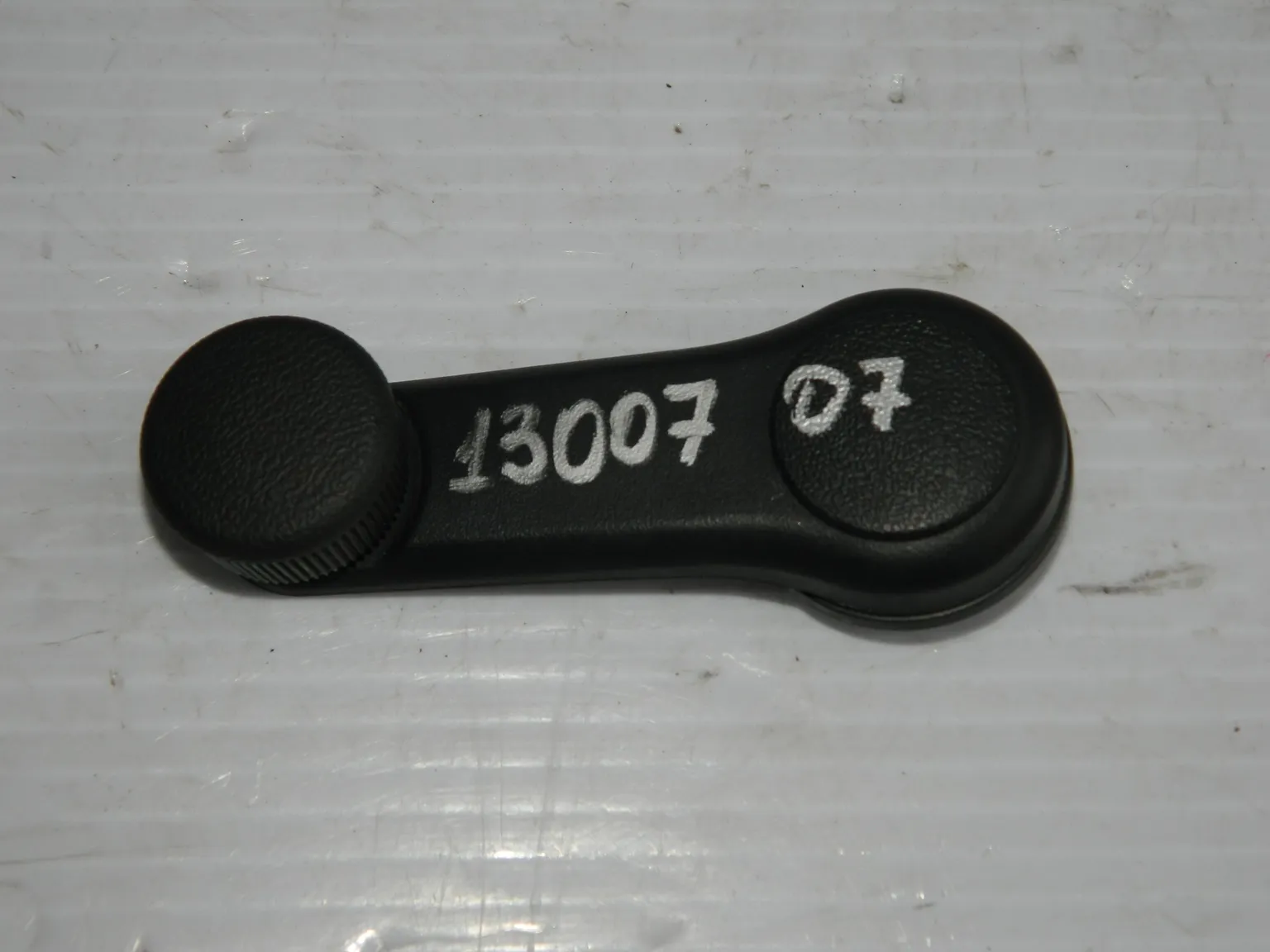 Ручка стеклоподъемника HYUNDAI SOLARIS HCR (Б/У)