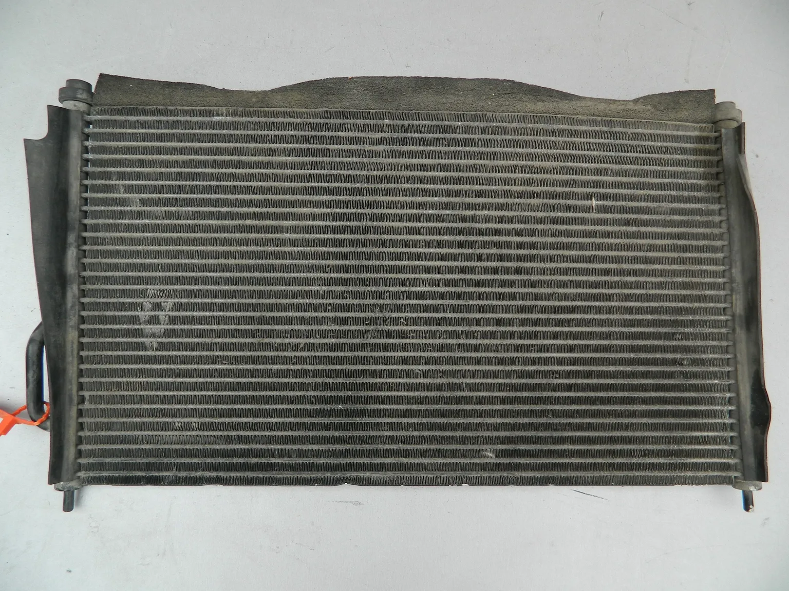 Радиатор кондиционера HONDA INTEGRA DB6 (Контрактный) 72367638