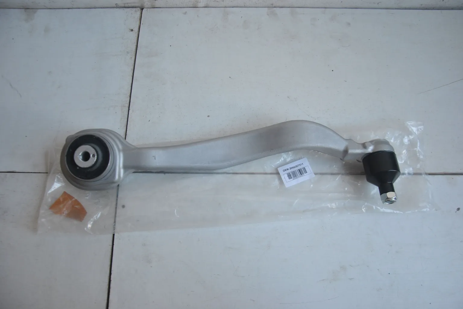 Рычаг GENERAL PARTS 2043307311 MERCEDES-BENZ C-CLASS W204 2007-2014, C204 2011- Перед Нижн Лев