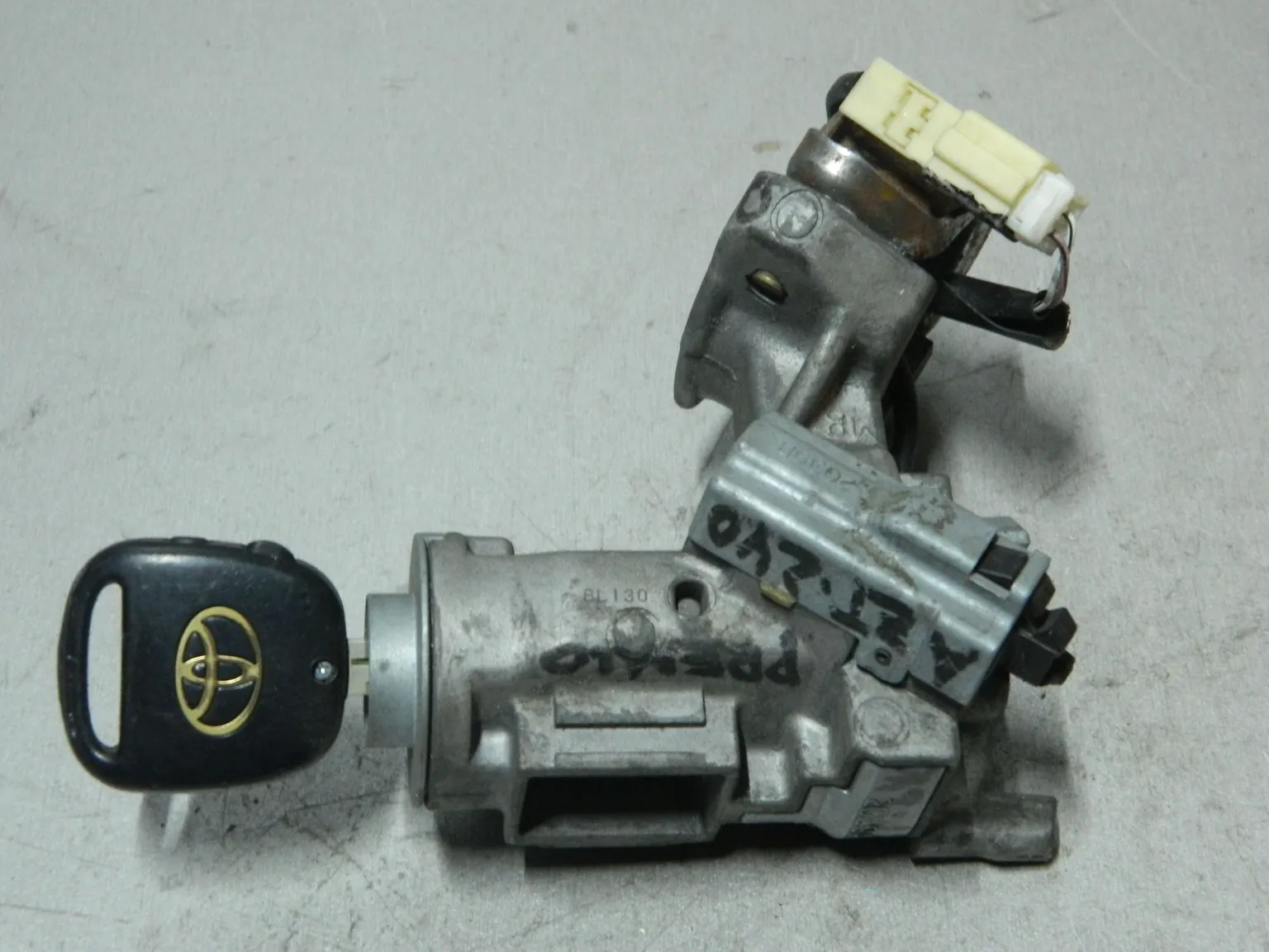 Замок зажигания TOYOTA COROLLA NZE121 (Контрактный) 81532386