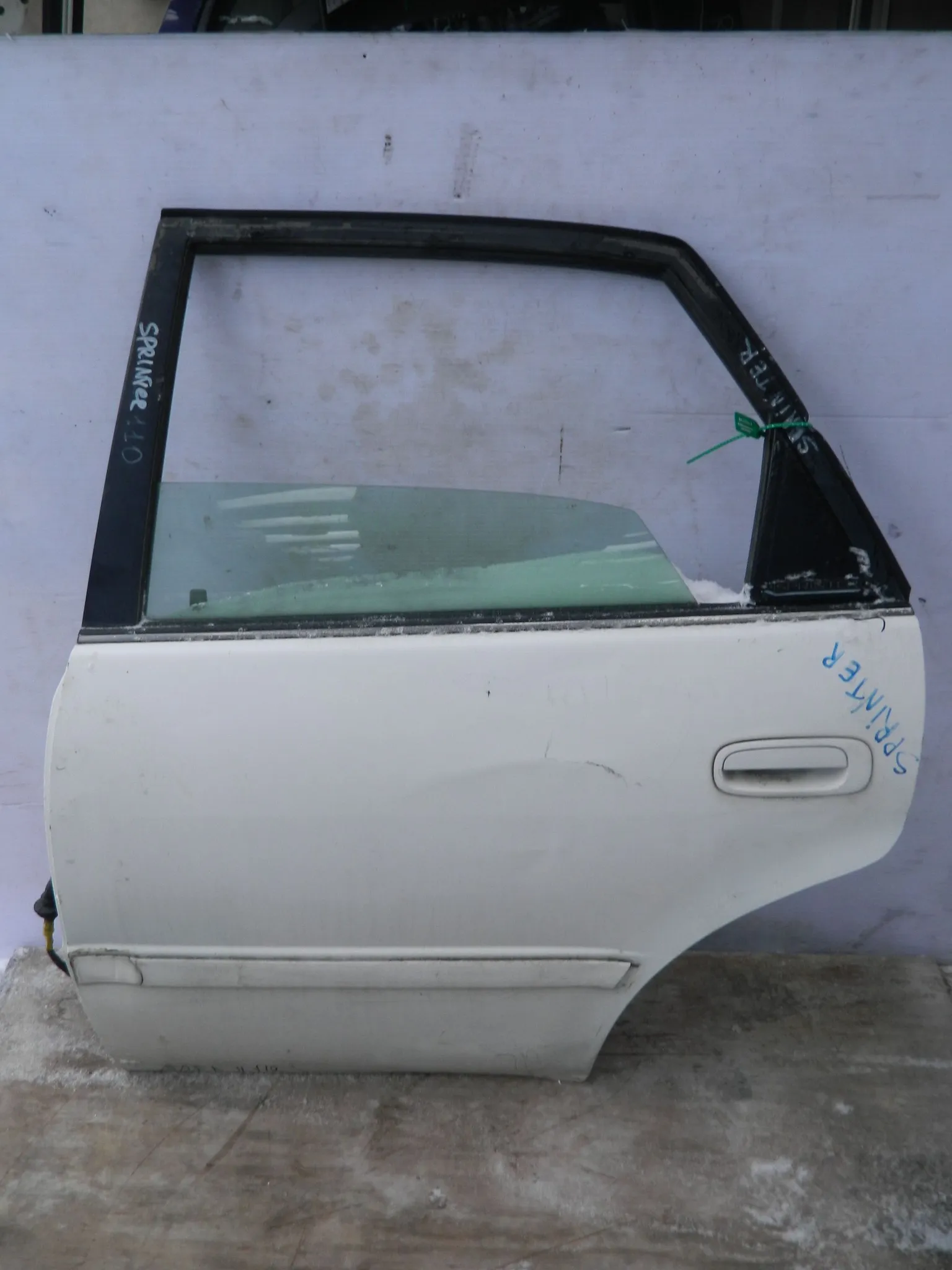 Дверь TOYOTA SPRINTER AE110 Зад Лев (Контрактный) 81540746 6700412700