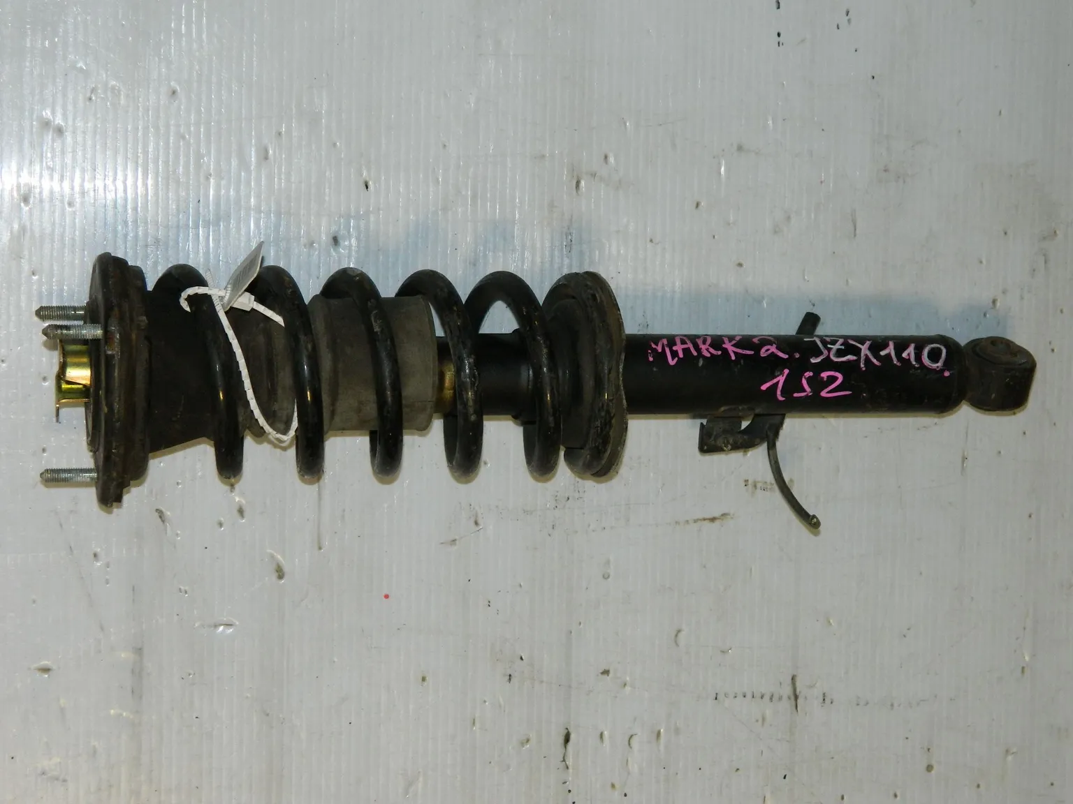 Стойка подвески TOYOTA MARK II JZX110 Перед Прав (Контрактный) 45989157