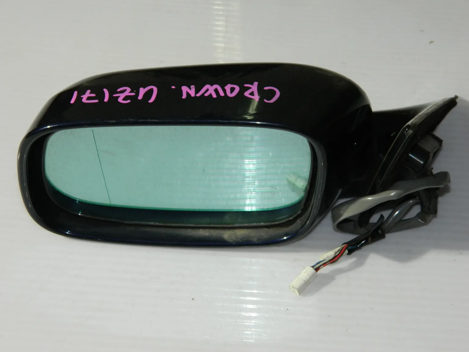 Зеркало TOYOTA CROWN MAJESTA UZS171 Перед Лев (Контрактный)