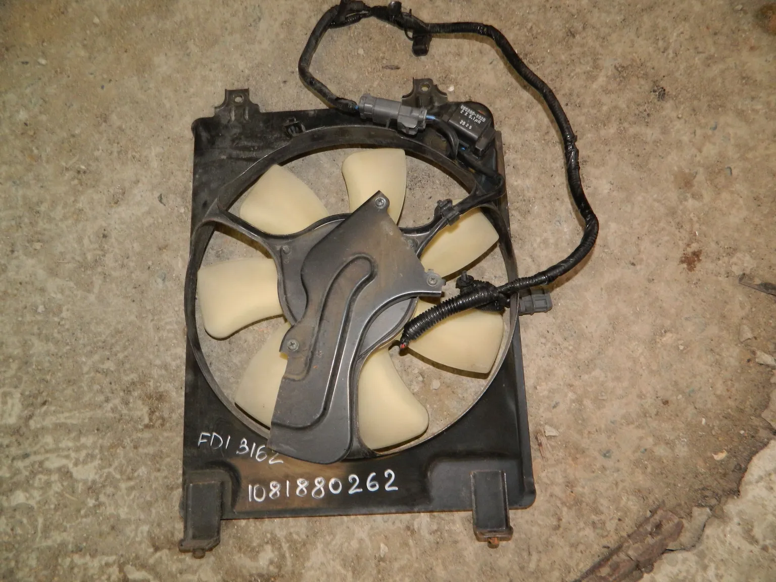 Диффузор радиатора HONDA CIVIC FD1 (Контрактный) 1081880262