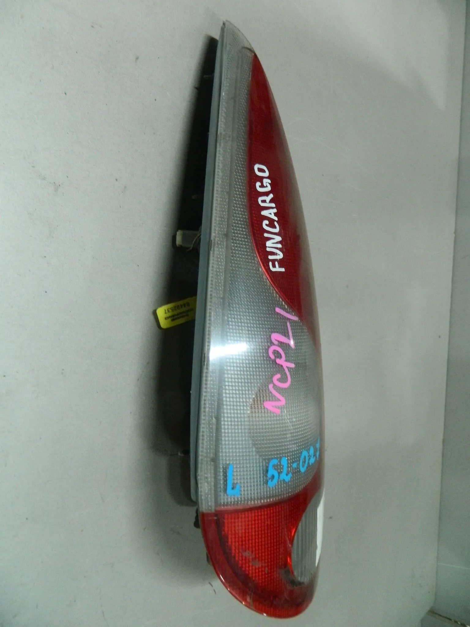 Фонарь TOYOTA FUNCARGO NCP20 Зад Лев 52027 (Контрактный) 64492537