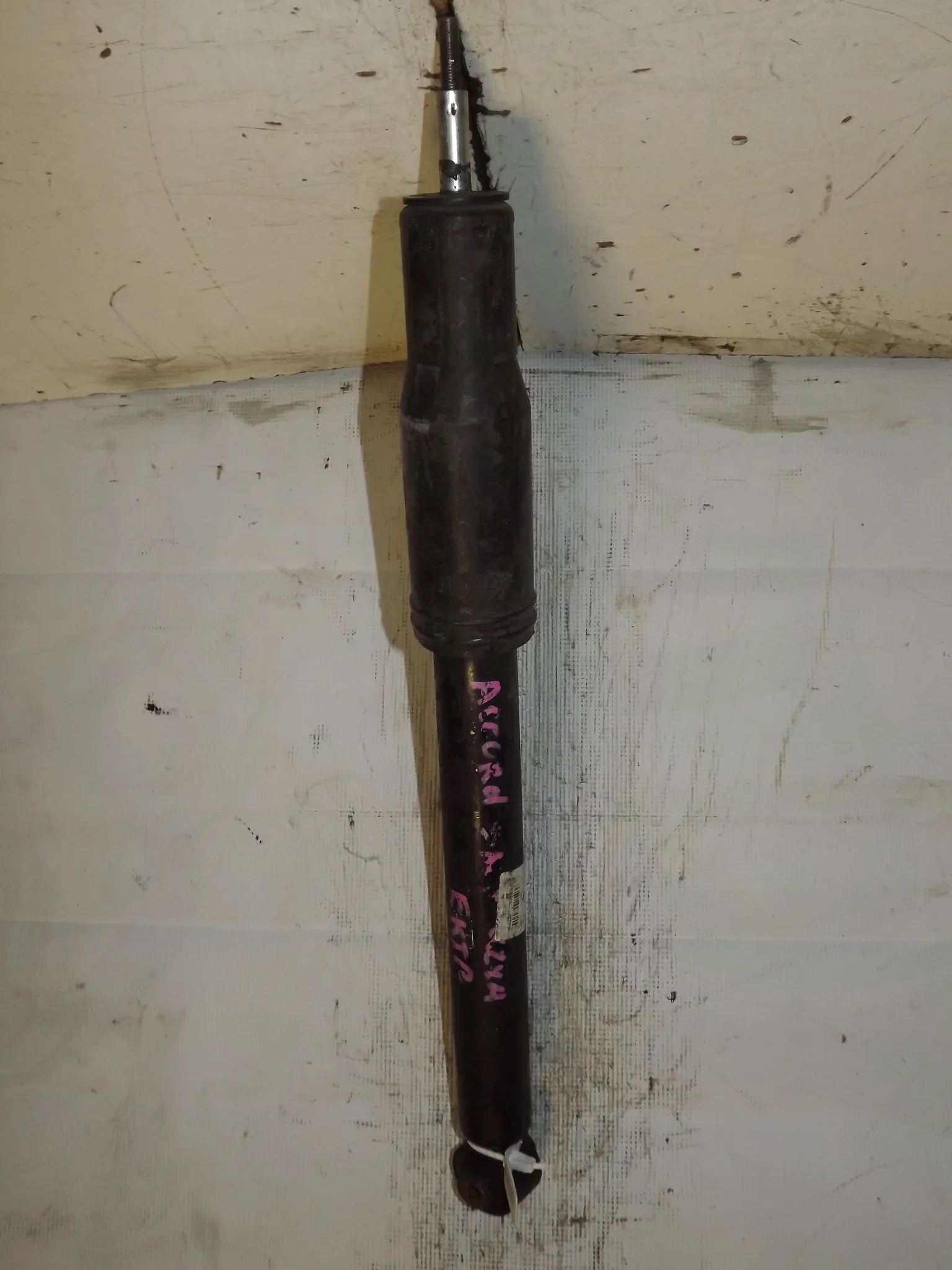 Амортизатор подвески HONDA ACCORD CM2 Задн (Контрактный) 35023133 52610SEDJ05