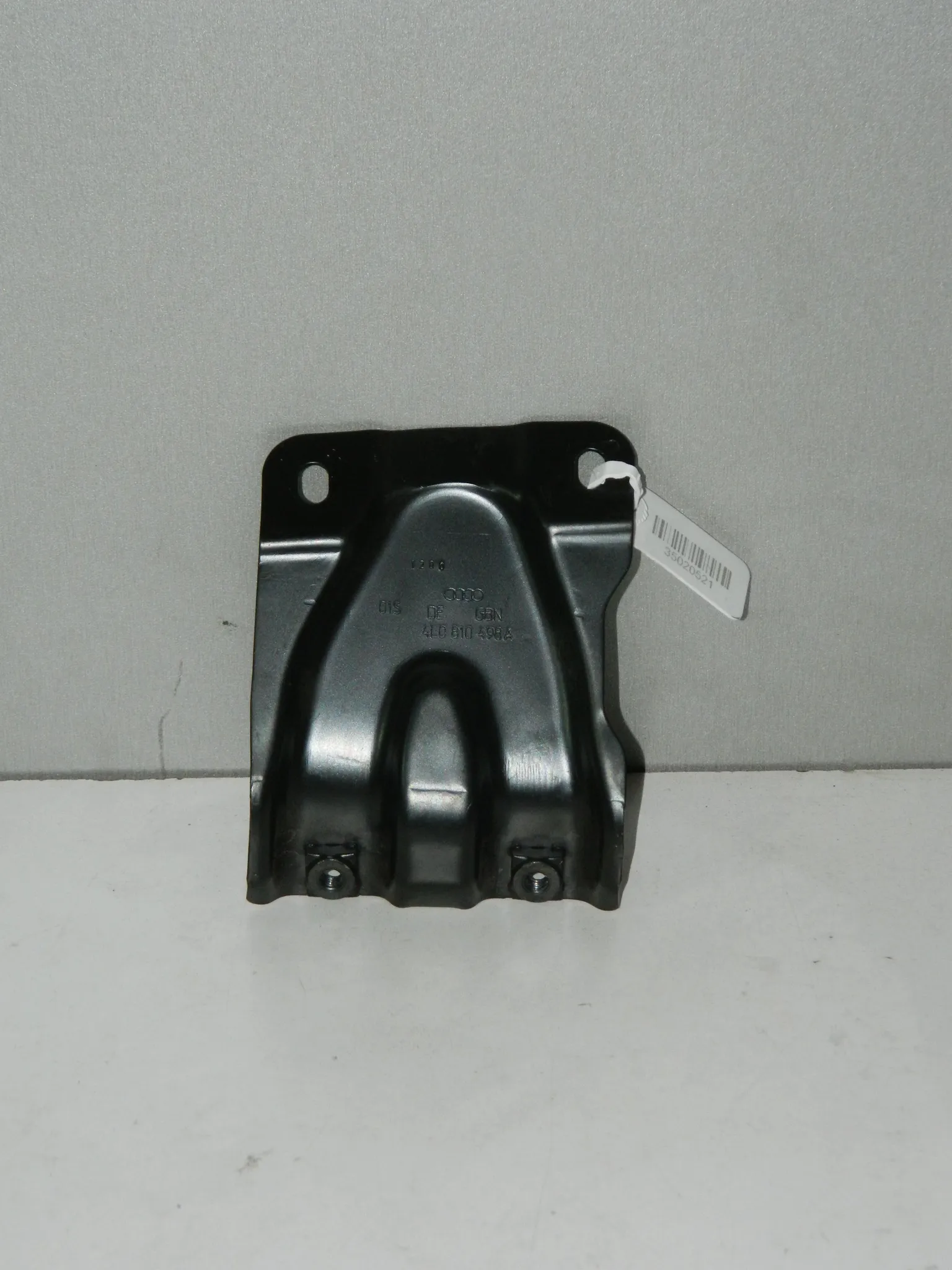 Кронштейн соединительный AUDI Q7 4L (Б/У) 35020521