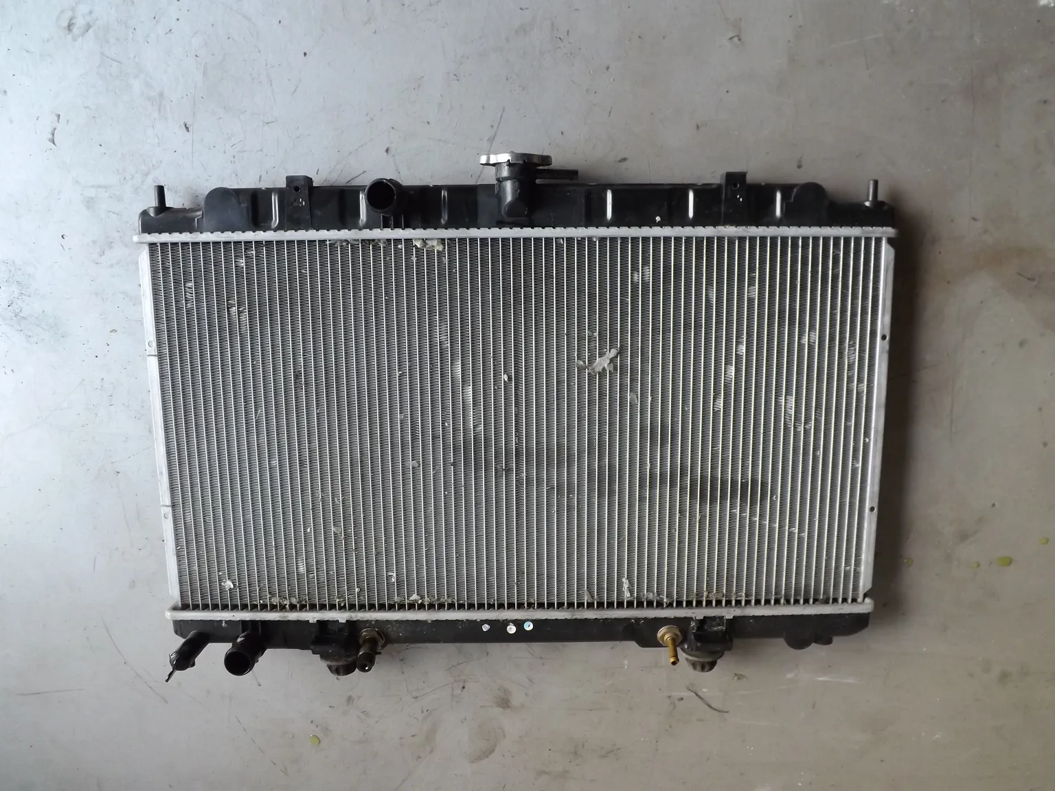 Радиатор ДВС NISSAN PRIMERA P12 (Контрактный) 3456900008