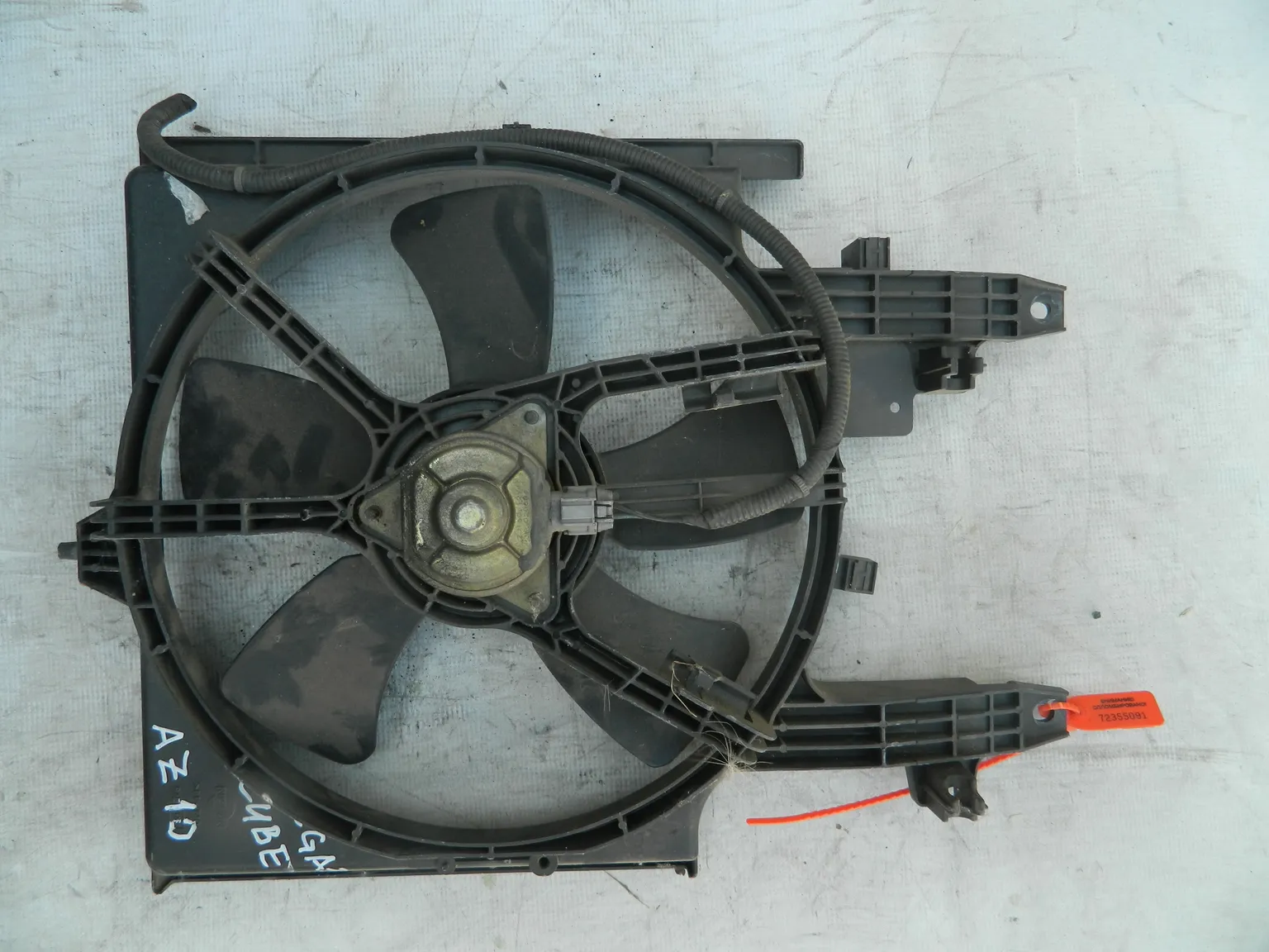 Диффузор радиатора NISSAN CUBE AZ10 (Контрактный) 72355091