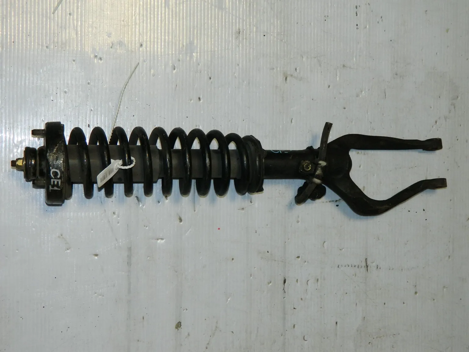 Стойка подвески HONDA ACCORD CE1 Перед Лев (Контрактный) 45976843