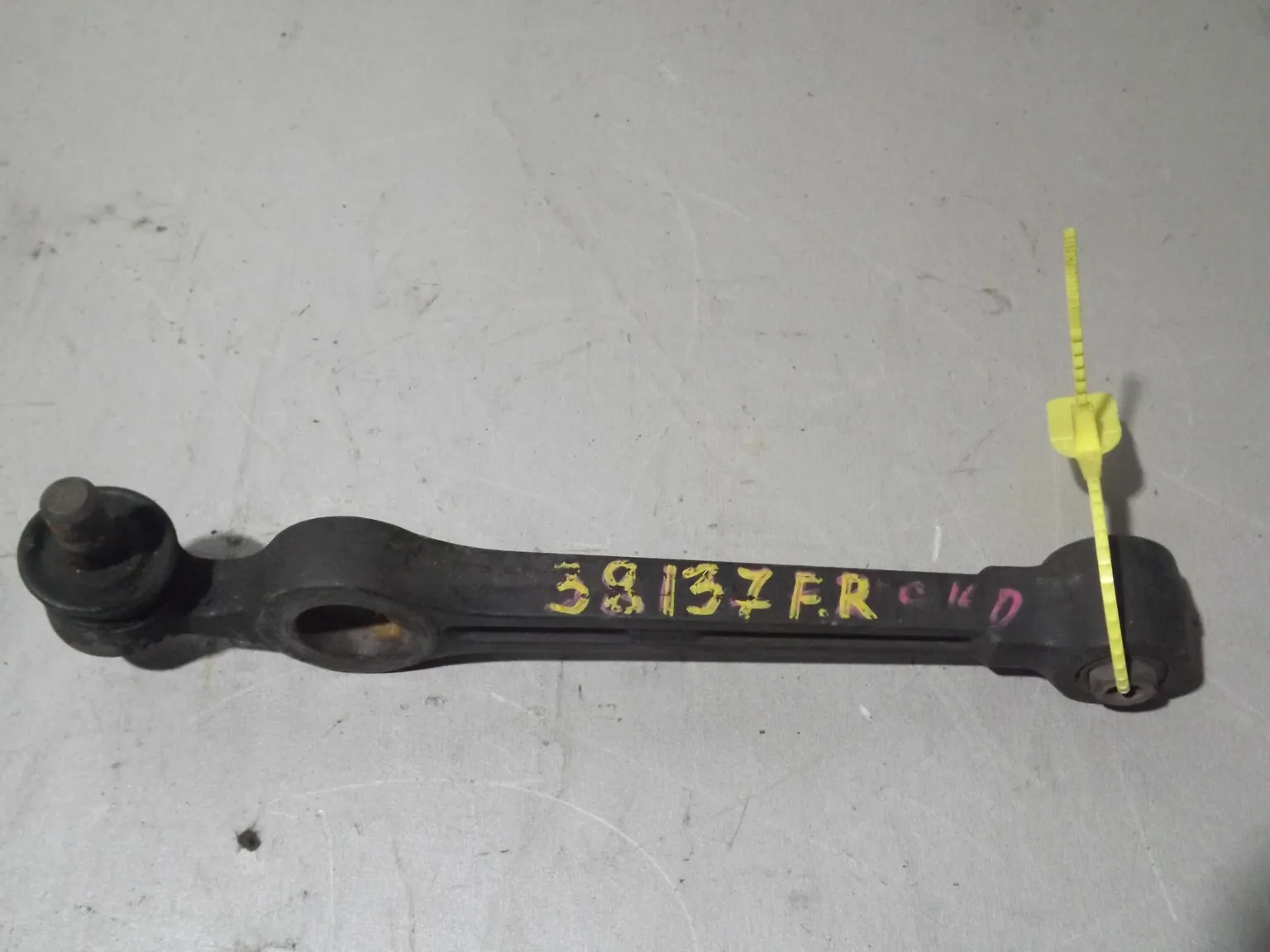Рычаг MAZDA DEMIO DW3W Перед Прав (Контрактный) 94603409