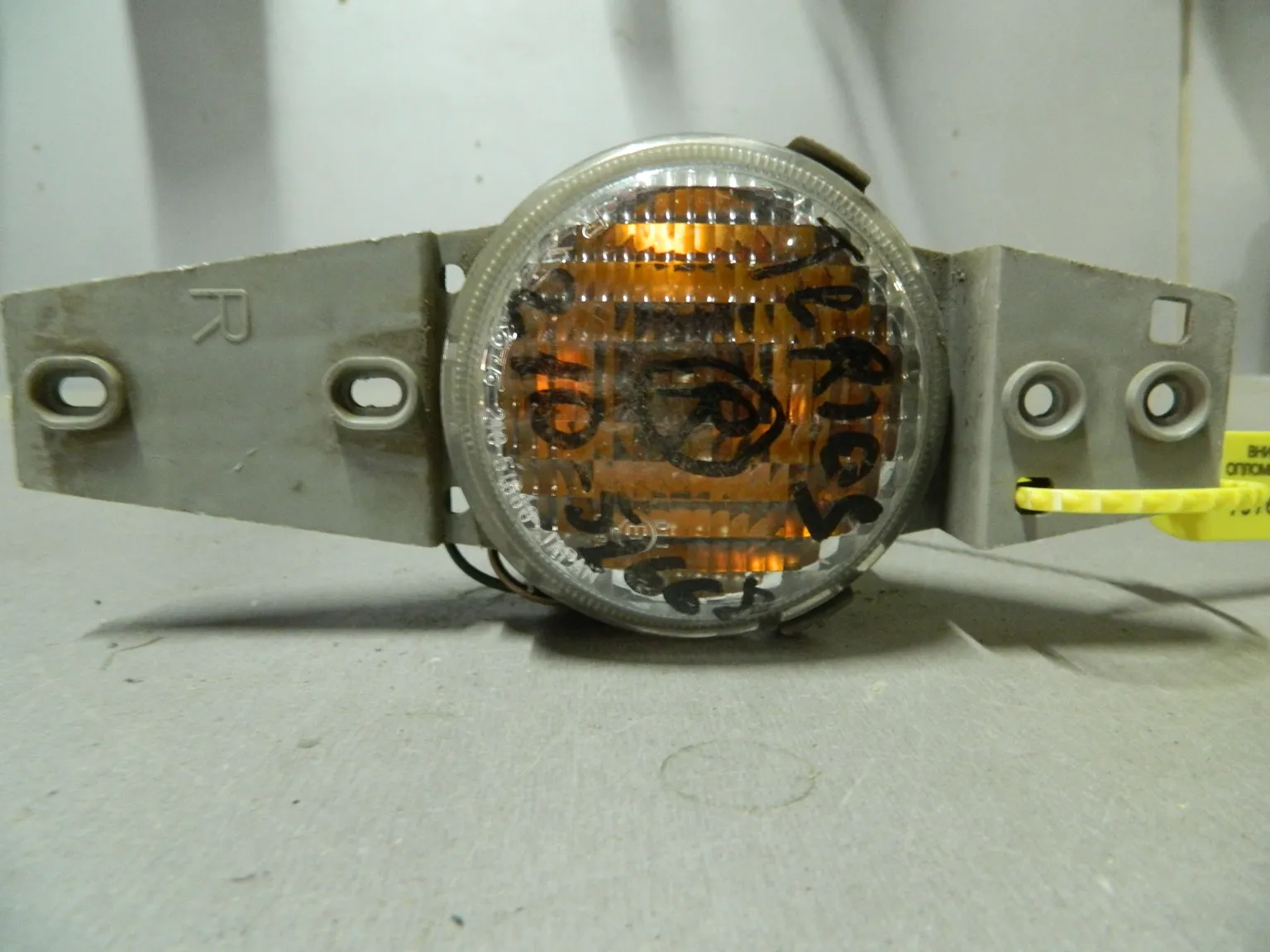 Повторитель поворота DAIHATSU TERIOS KID J111G Перед Прав (Контрактный) 79768031