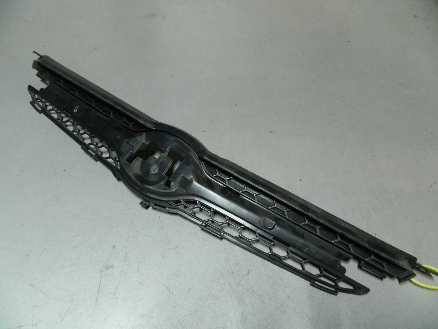 Решетка радиатора TOYOTA PLATZ NCP12 (Контрактный) 79773532