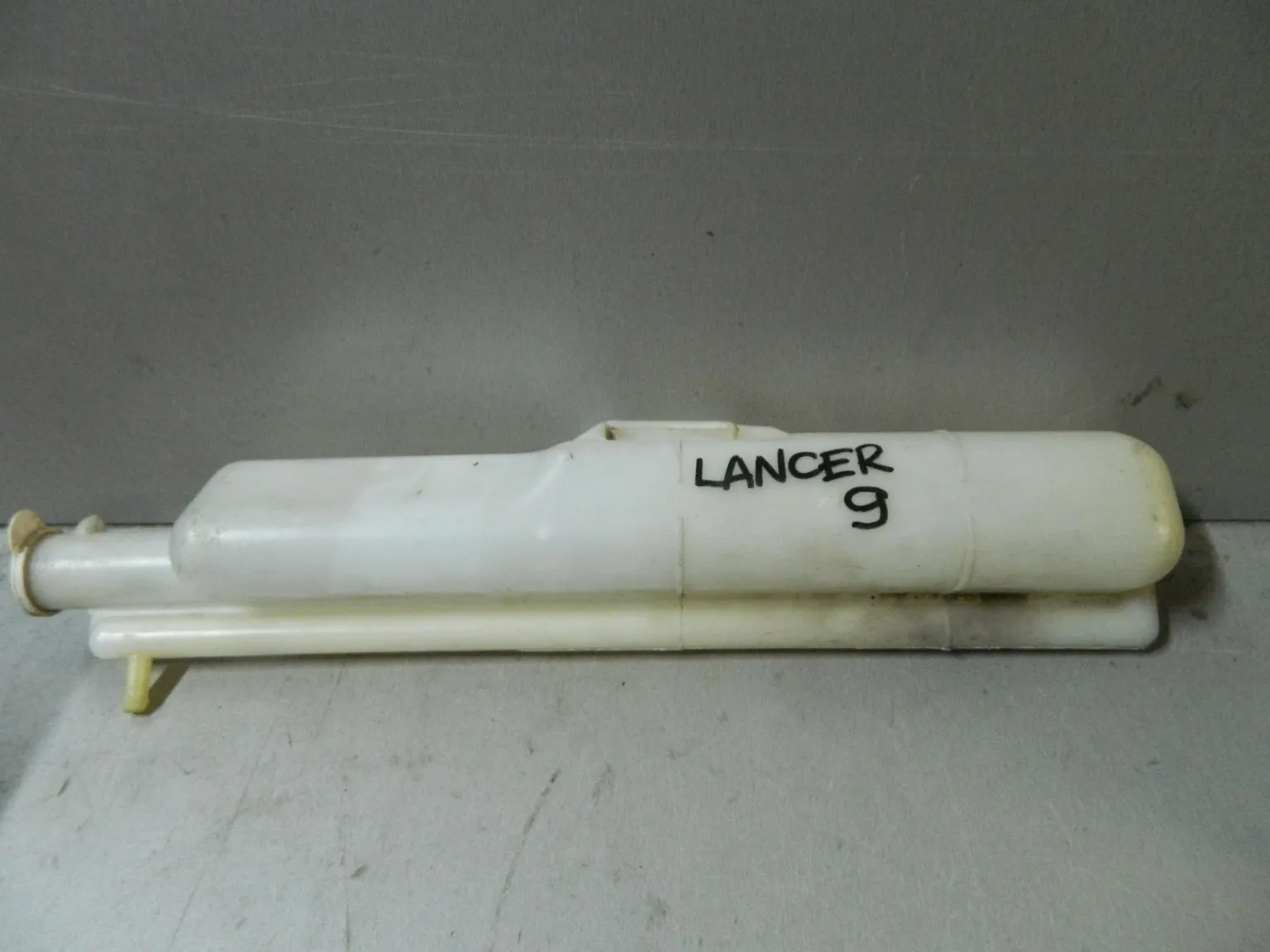 Бачок расширительный MITSUBISHI LANCER CS3A (Контрактный) 79591844