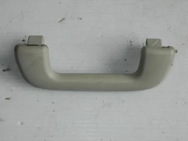 Ручка потолочная TOYOTA COROLLA 120 Перед (Б/У) 7461002091B0