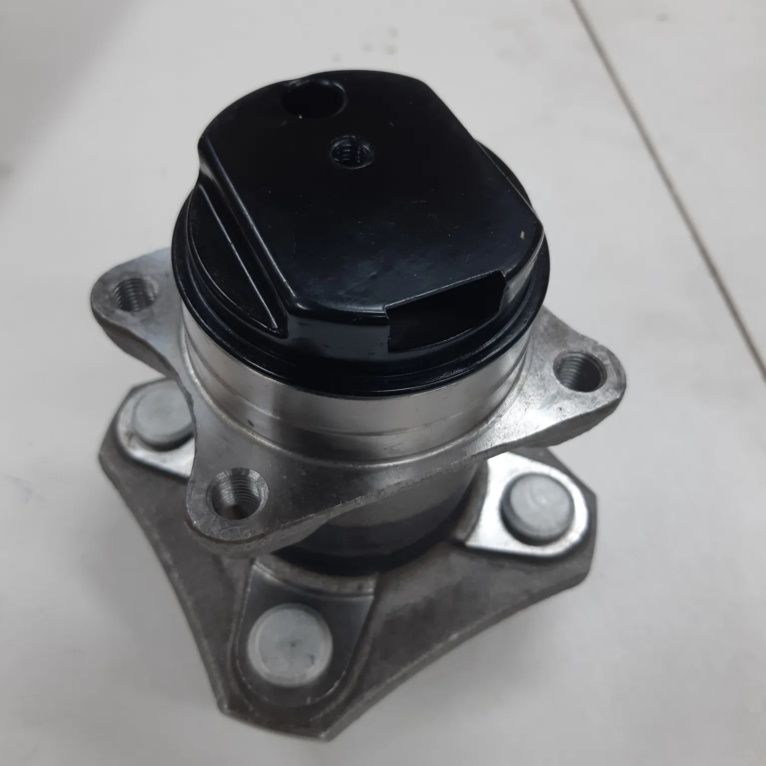 Ступица GENERAL PARTS 43202ED000 NISSAN TIIDA С11 4*100 Задн