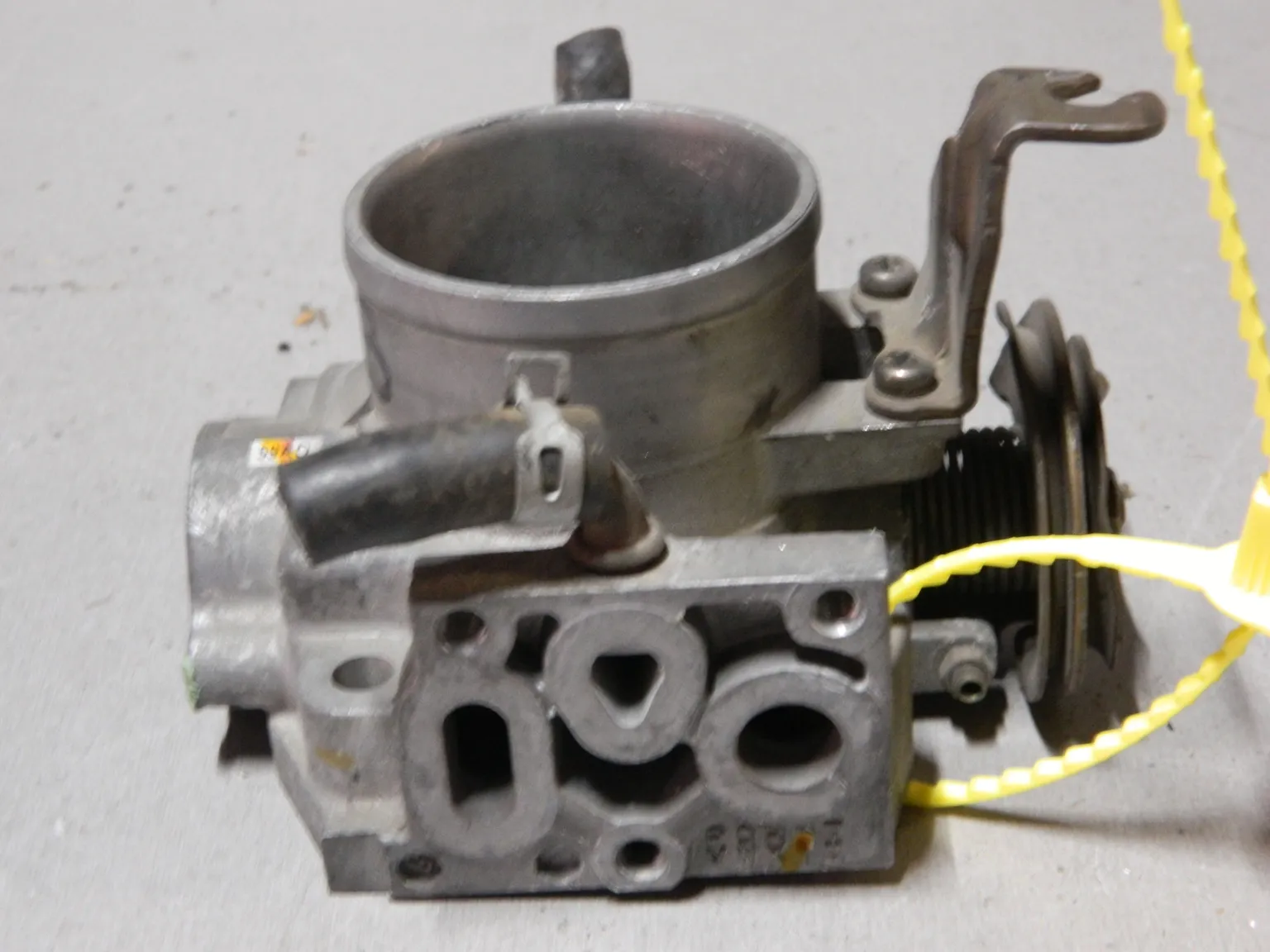 Дроссельная заслонка HONDA B20B (Контрактный) 79780660