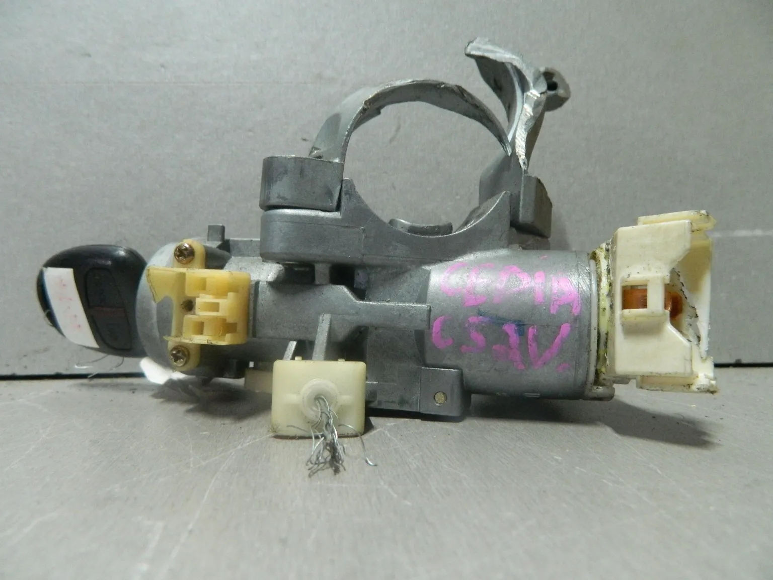 Замок зажигания MITSUBISHI LANCER CEDIA CS2V (Контрактный) 81532274