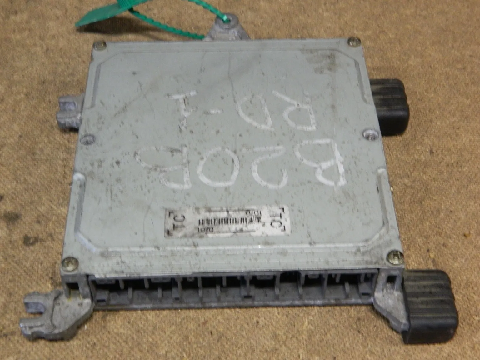 Блок управления ДВС HONDA CR-V B20B (Контрактный) 79590497 37820P3F901