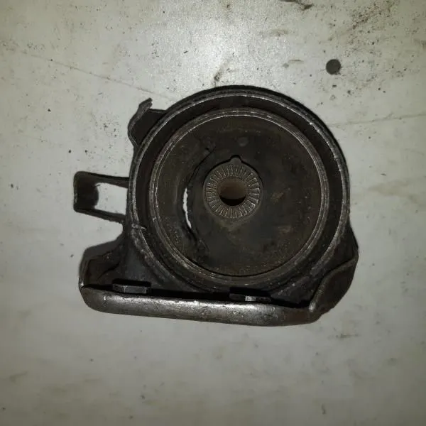 Подушка двигателя MITSUBISHI RVR  4G93 Прав (Контрактный)