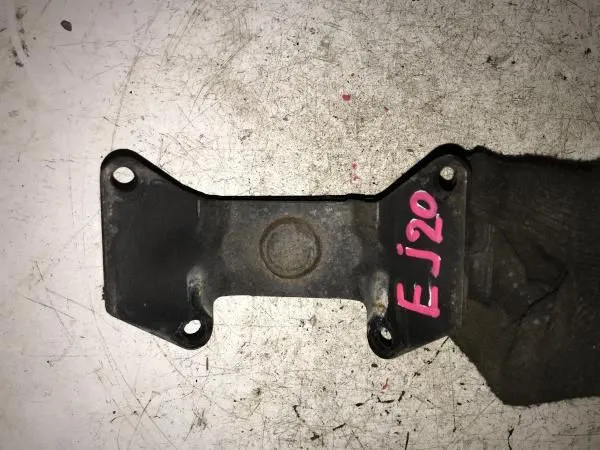 Подушка КПП SUBARU 41022AE120