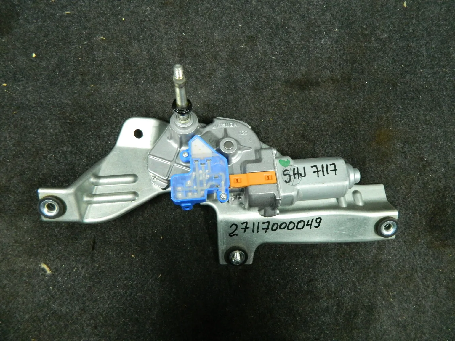 Мотор заднего дворника SUBARU FORESTER SHJ (Контрактный) 27117000049