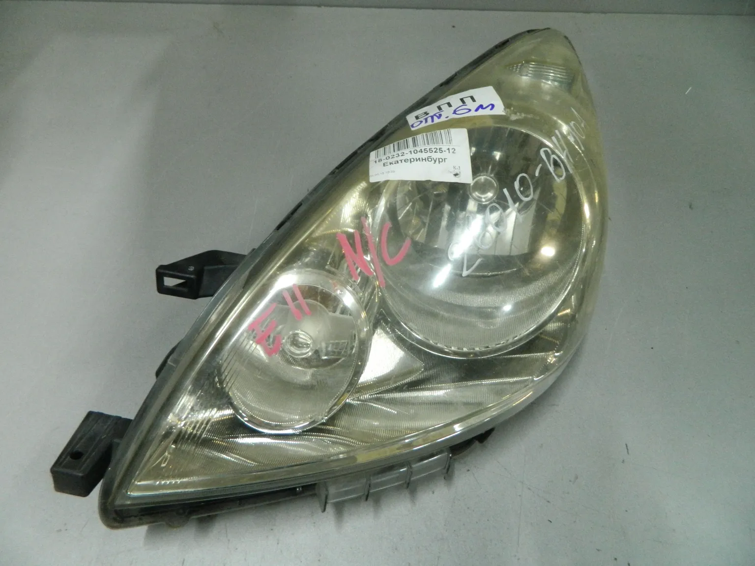 Фара NISSAN NOTE E11 Перед Лев H005 (Контрактный) 03344017