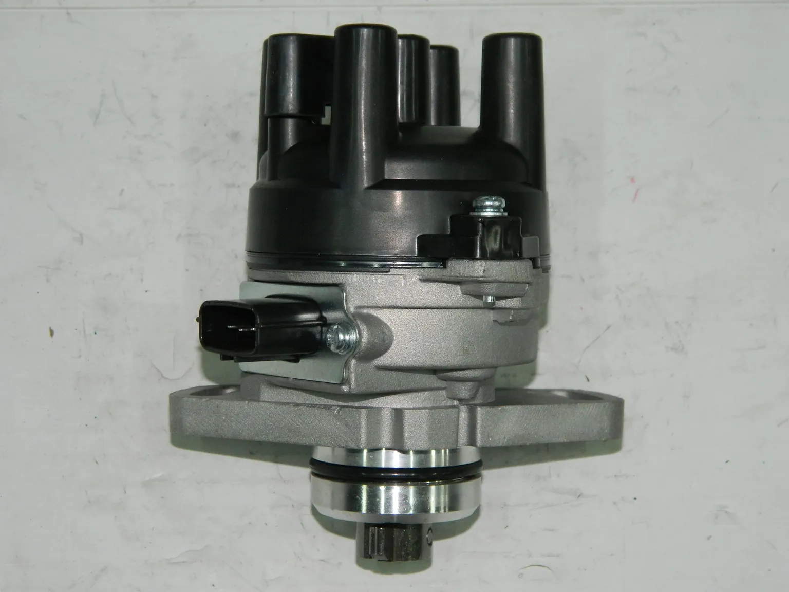 Трамблер GENERAL PARTS BP0518200B MAZDA FAMILIA BP