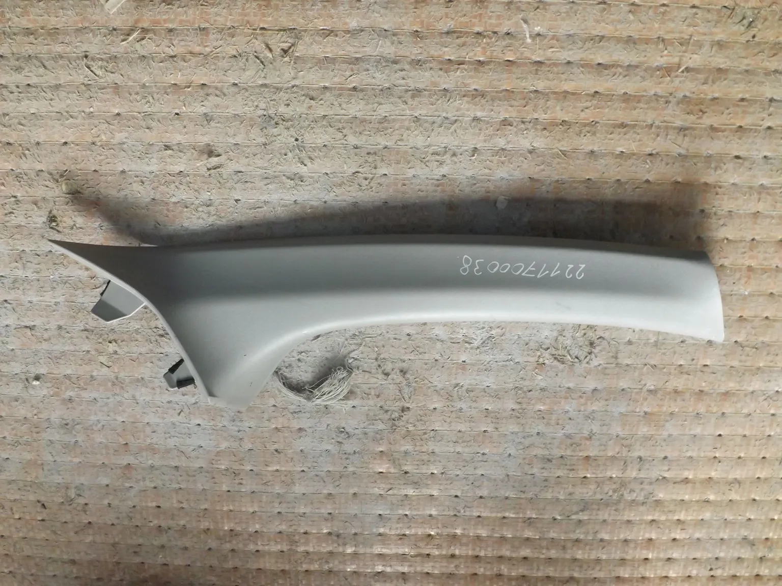 Обшивка стойки NISSAN X-TRAIL NT31 Перед Прав (Контрактный) 2211700038