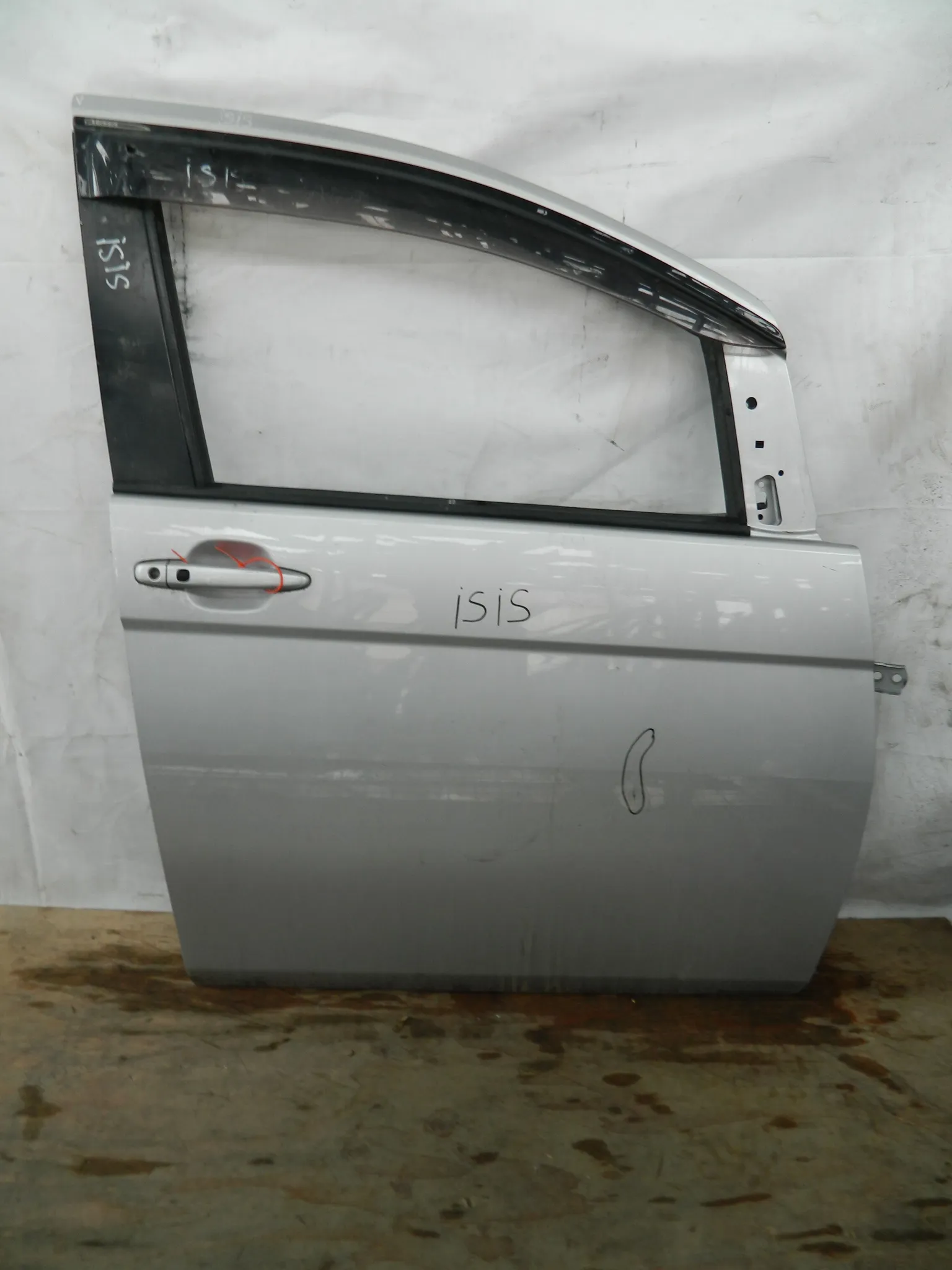 Дверь TOYOTA ISIS ANM10 Перед Прав (Контрактный) 72355854