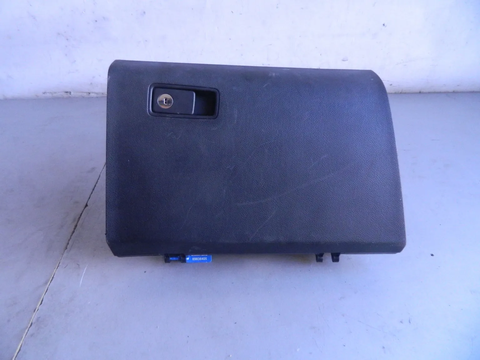 Дверца бардачка HYUNDAI EQUUS VI G6DJ (Б/У) 69838405