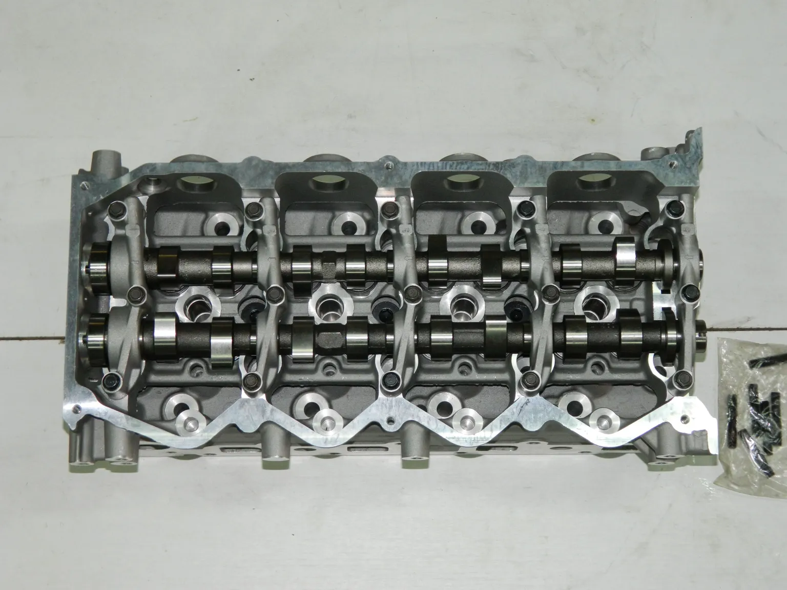 Головка блока цилиндров GENERAL PARTS HSC015 YD22DDTI, YD25DDTI в сборе