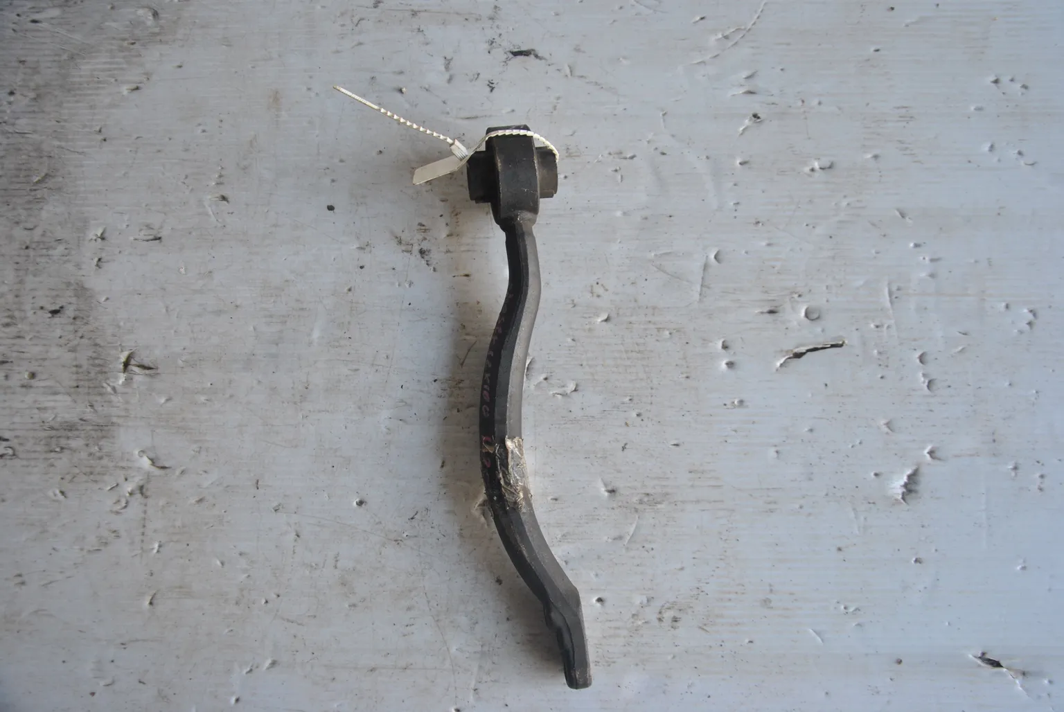 Рычаг подвески TOYOTA MARK II JZX100 Перед Лев (Контрактный) 45984135