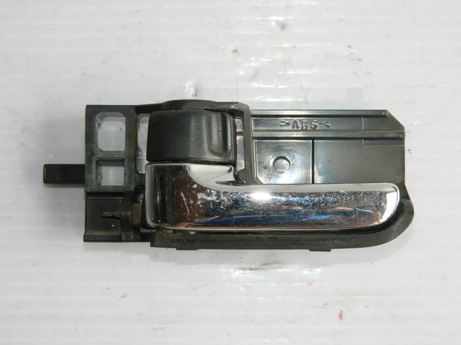 Ручка двери TOYOTA COROLLA NZE120 Зад Лев (Б/У)