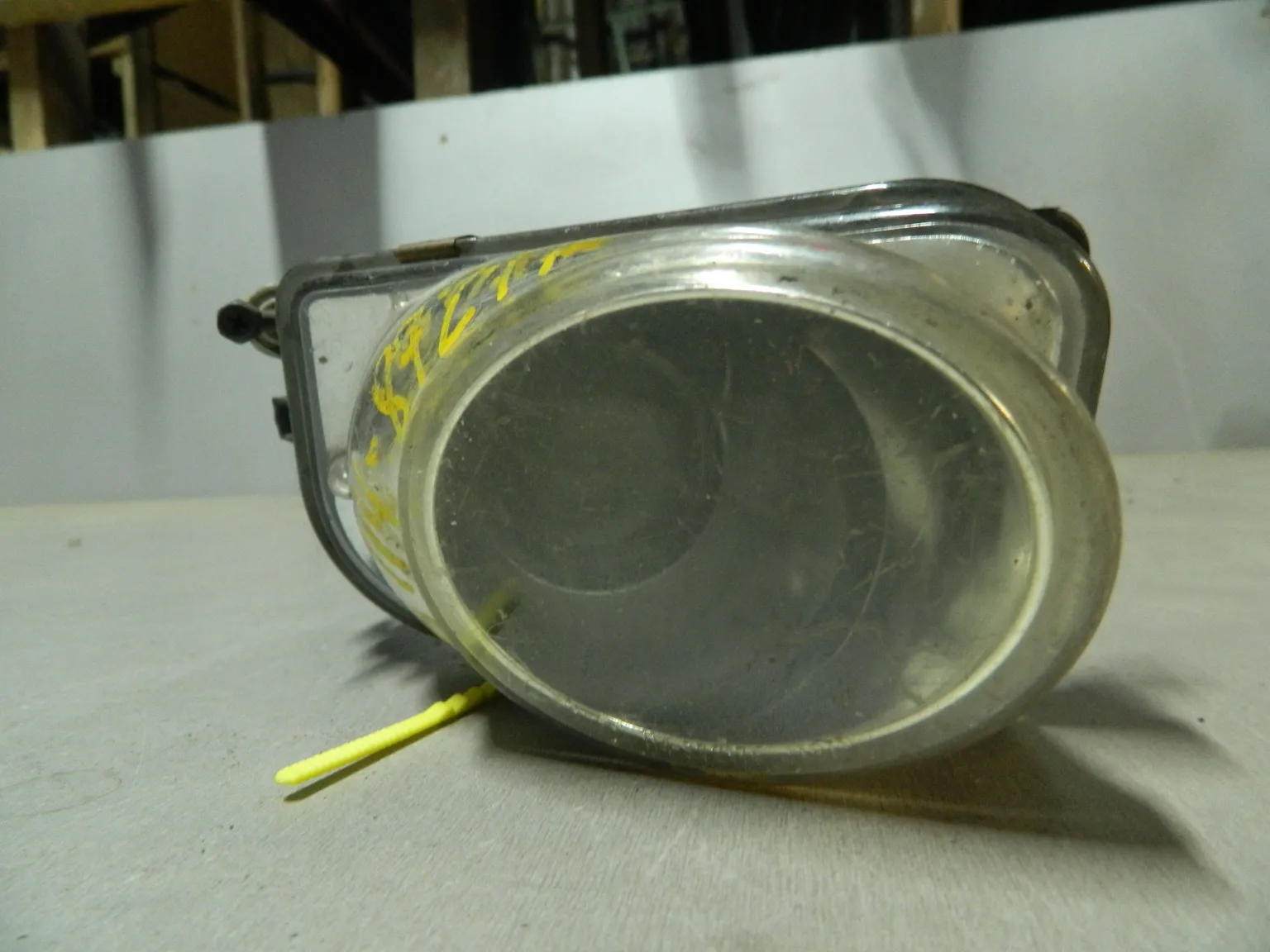 Фара противотуманная MITSUBISHI LEGNUM EC5W Перед Прав (Контрактный) 79768270