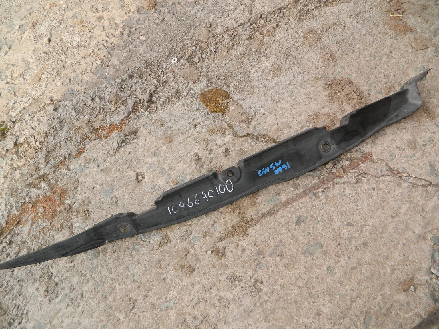 Накладка на крыло MITSUBISHI OUTLANDER CW5W Перед Лев (Контрактный) 1096640100